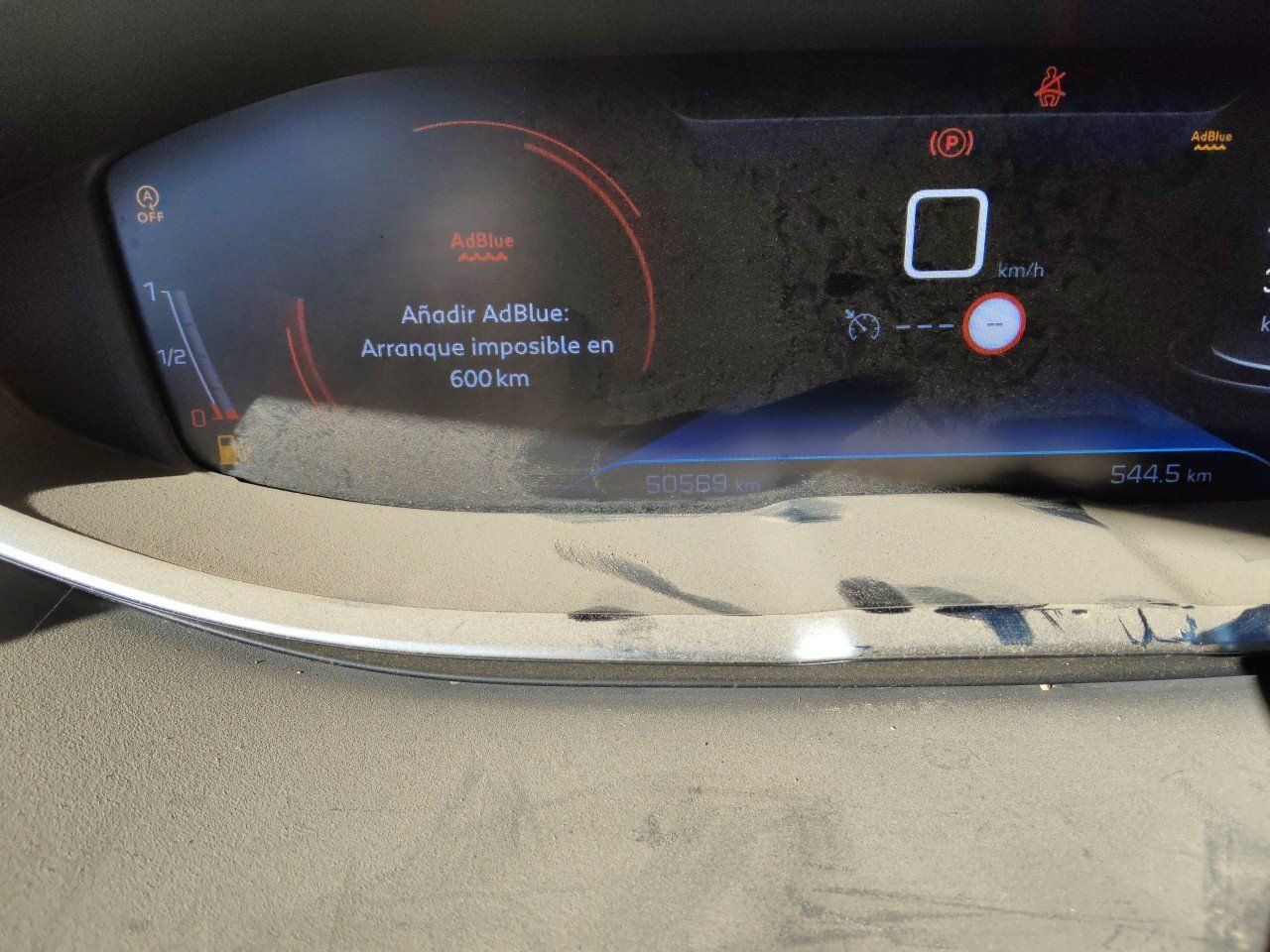 Peugeot 3008 1.5 BlueHDi 96kW (130CV) S&S Style - foto 8