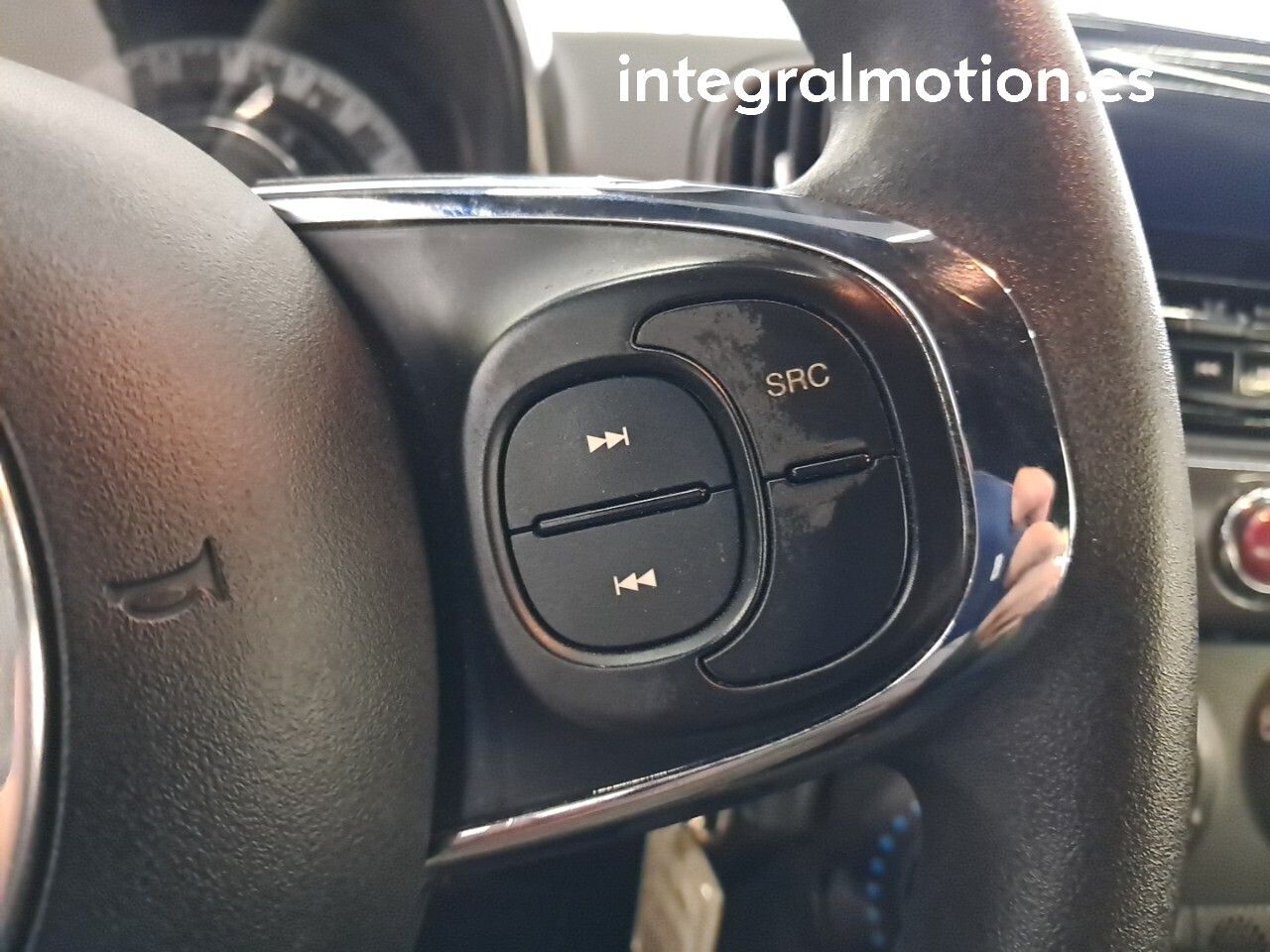 Fiat 500 Cult 1.0 Hybrid 51KW (70 CV) - foto 13