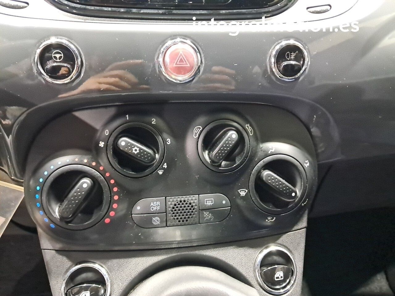 Fiat 500 Cult 1.0 Hybrid 51KW (70 CV) - foto 17