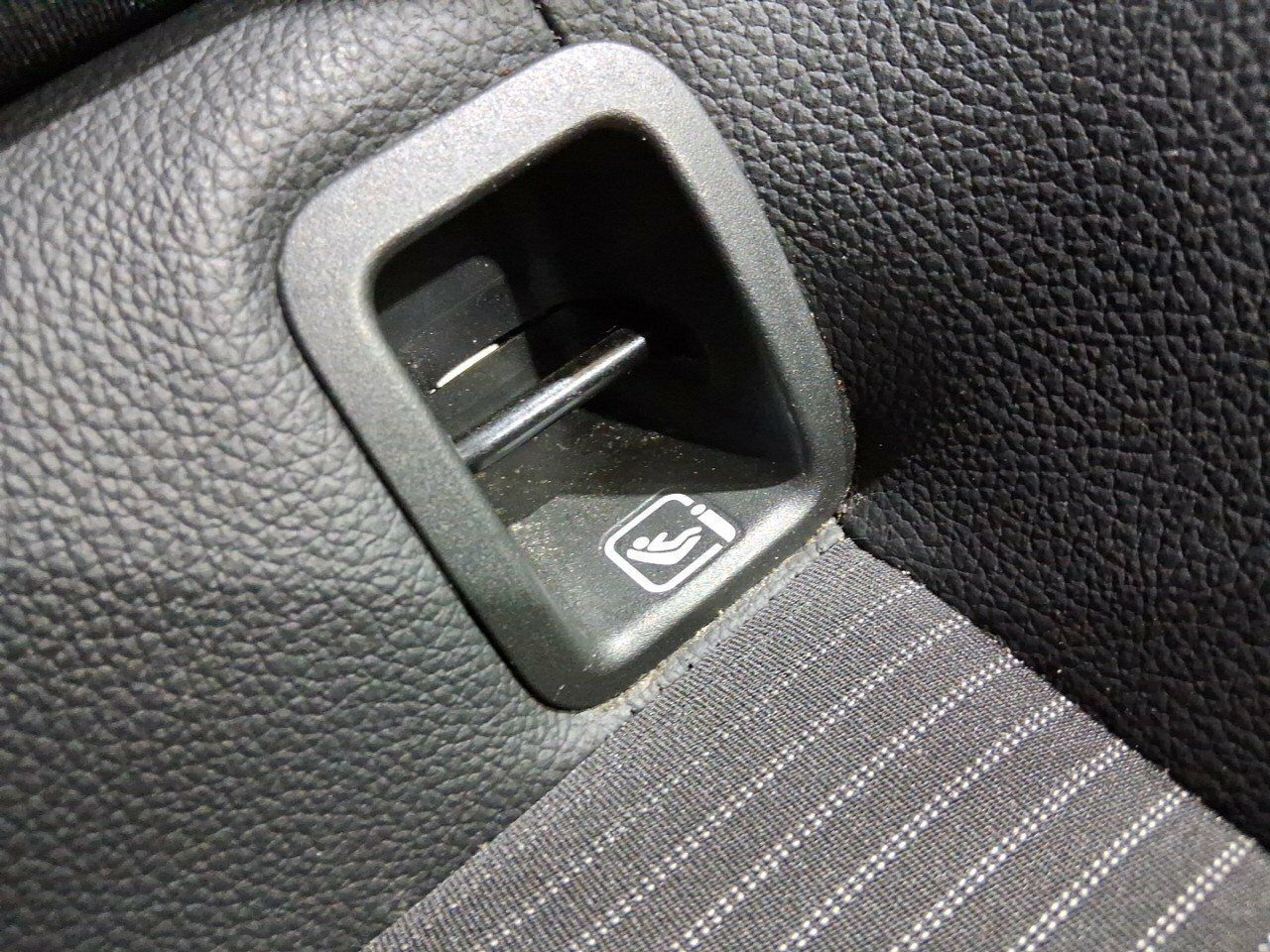 Mercedes CLA CLA 200 D DCT 4MATIC Shooting Brake - foto 23