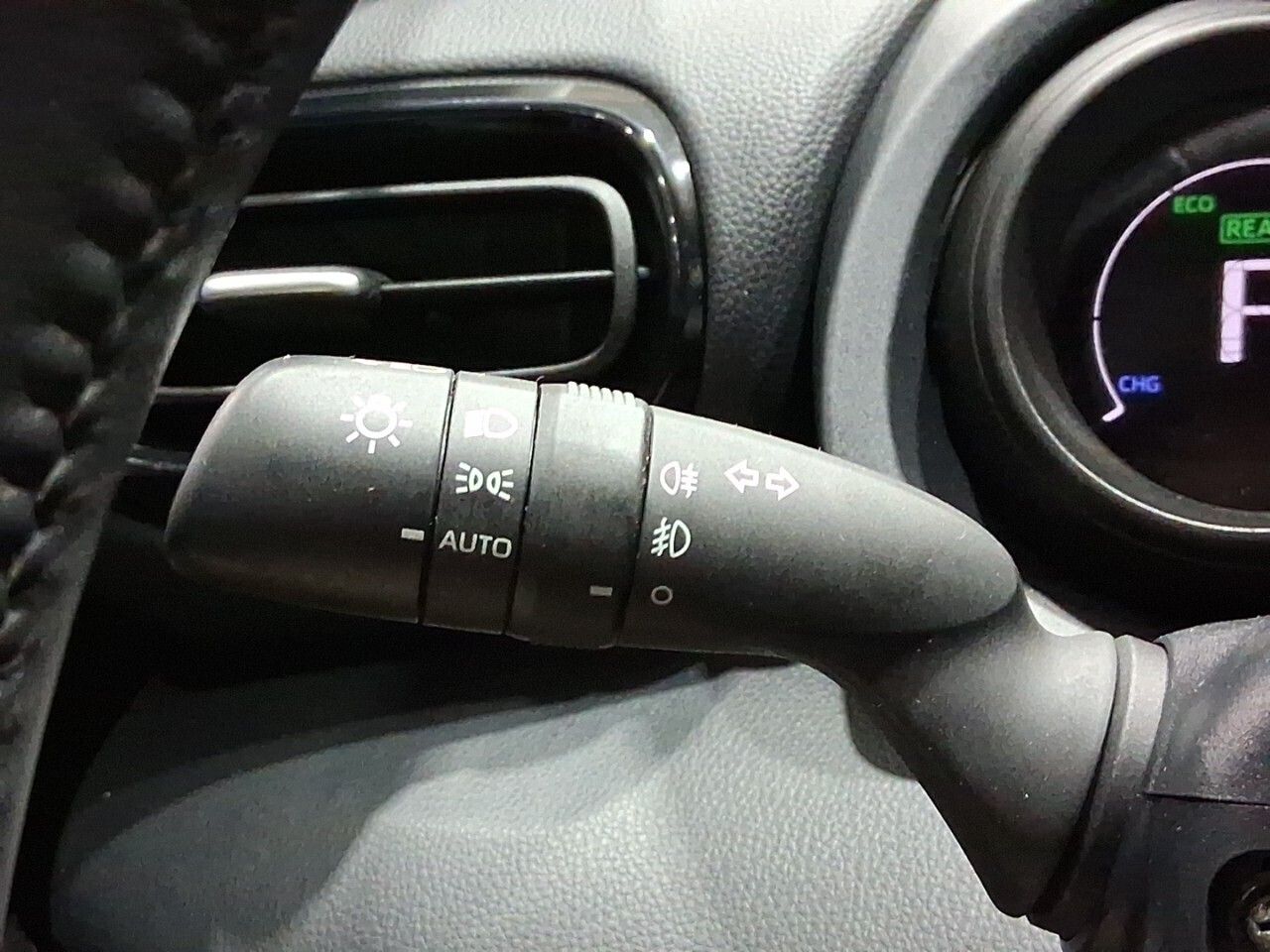 Toyota Yaris 1.5 120H Active Tech - foto 14