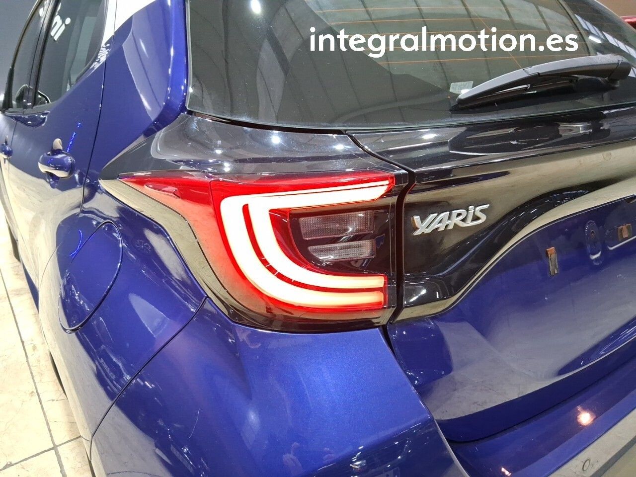 Toyota Yaris 1.5 120H Active Tech - foto 28