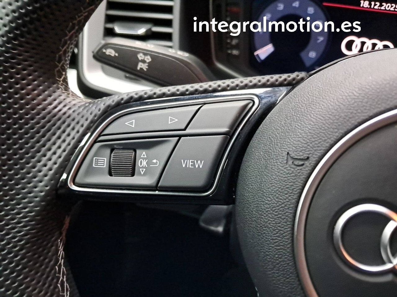 Audi A1 citycarver Black line 35 TFSI 110kW S tr - foto 12