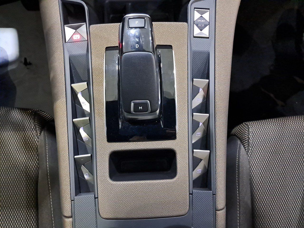 DS DS 7 BlueHDi DE 96kW (130CV) Auto. CHIC - foto 32