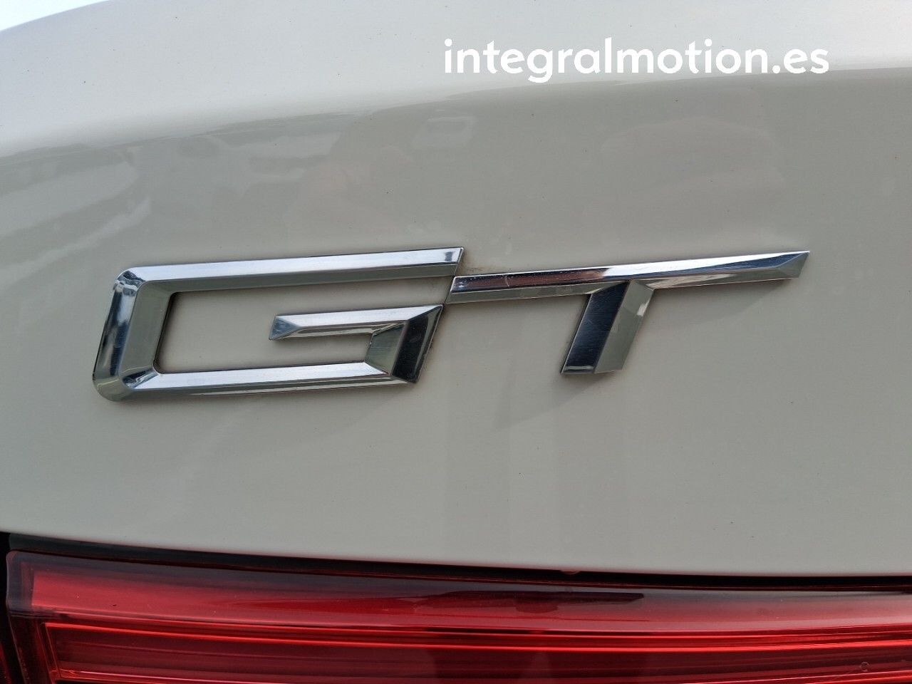 BMW Serie 3 318d - foto 34