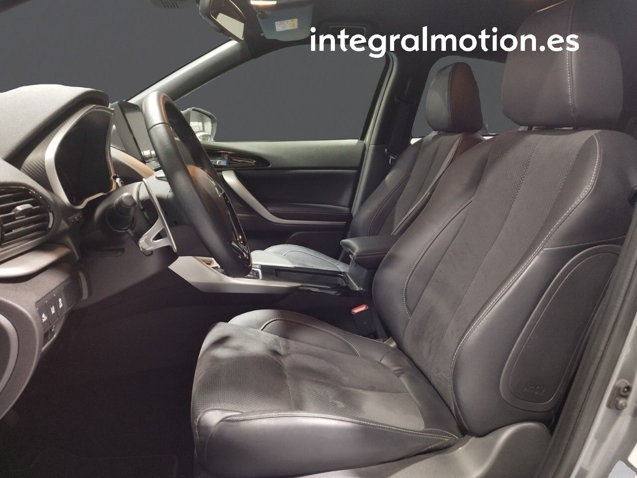 Mitsubishi Eclipse Cross PHEV Kaiteki 4WD - foto 8