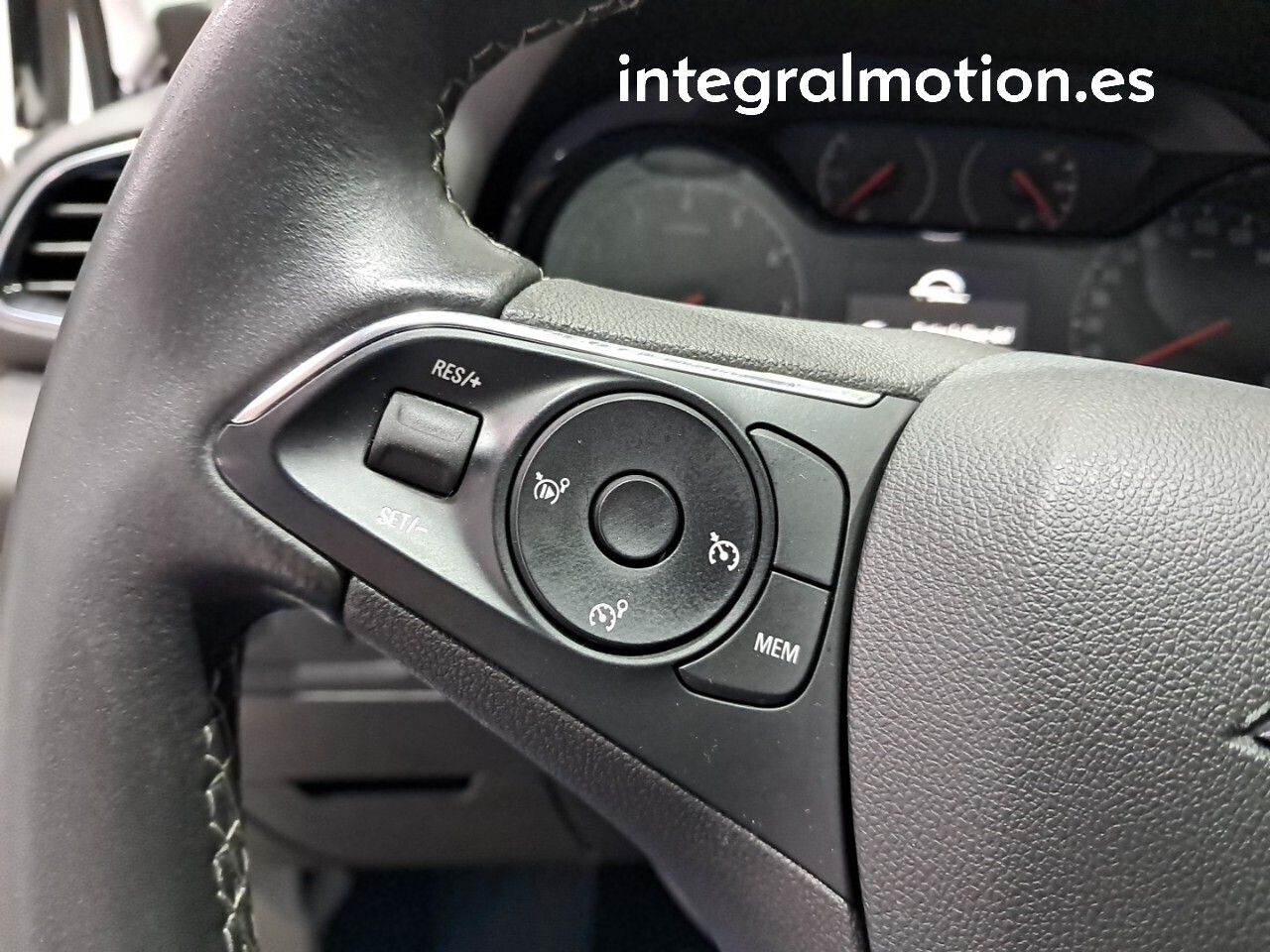 Opel Grandland X 1.2 Turbo Ultimate Auto - foto 12