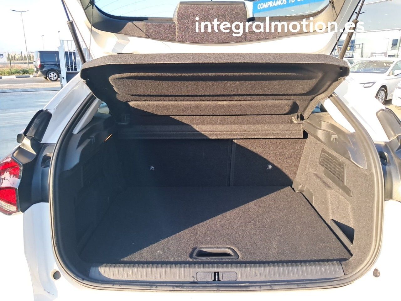 Citroën C4 BlueHDi 130 S&S EAT8 Feel Pack - foto 29