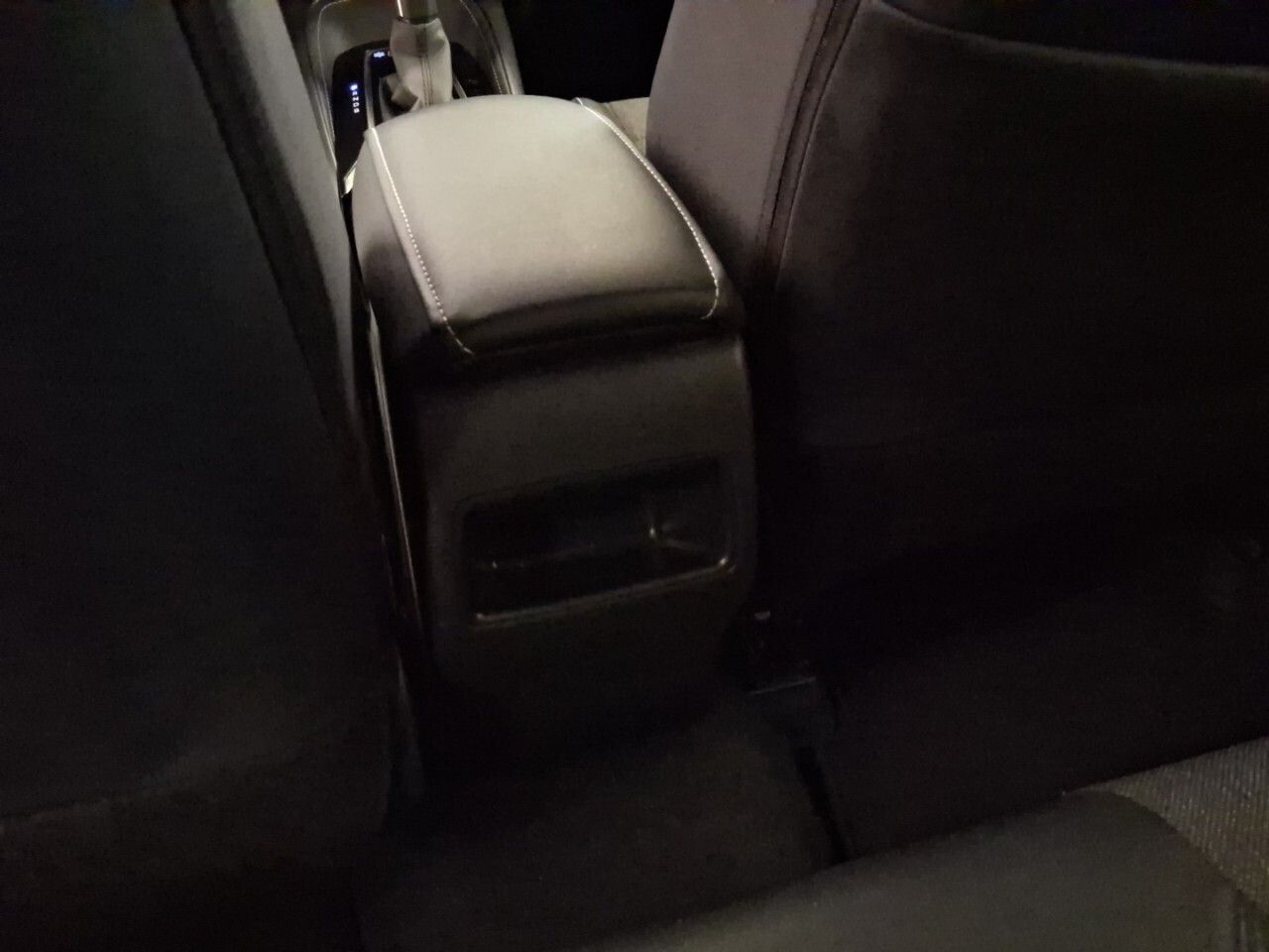 Toyota Corolla 1.8 125H STYLE E-CVT - foto 21