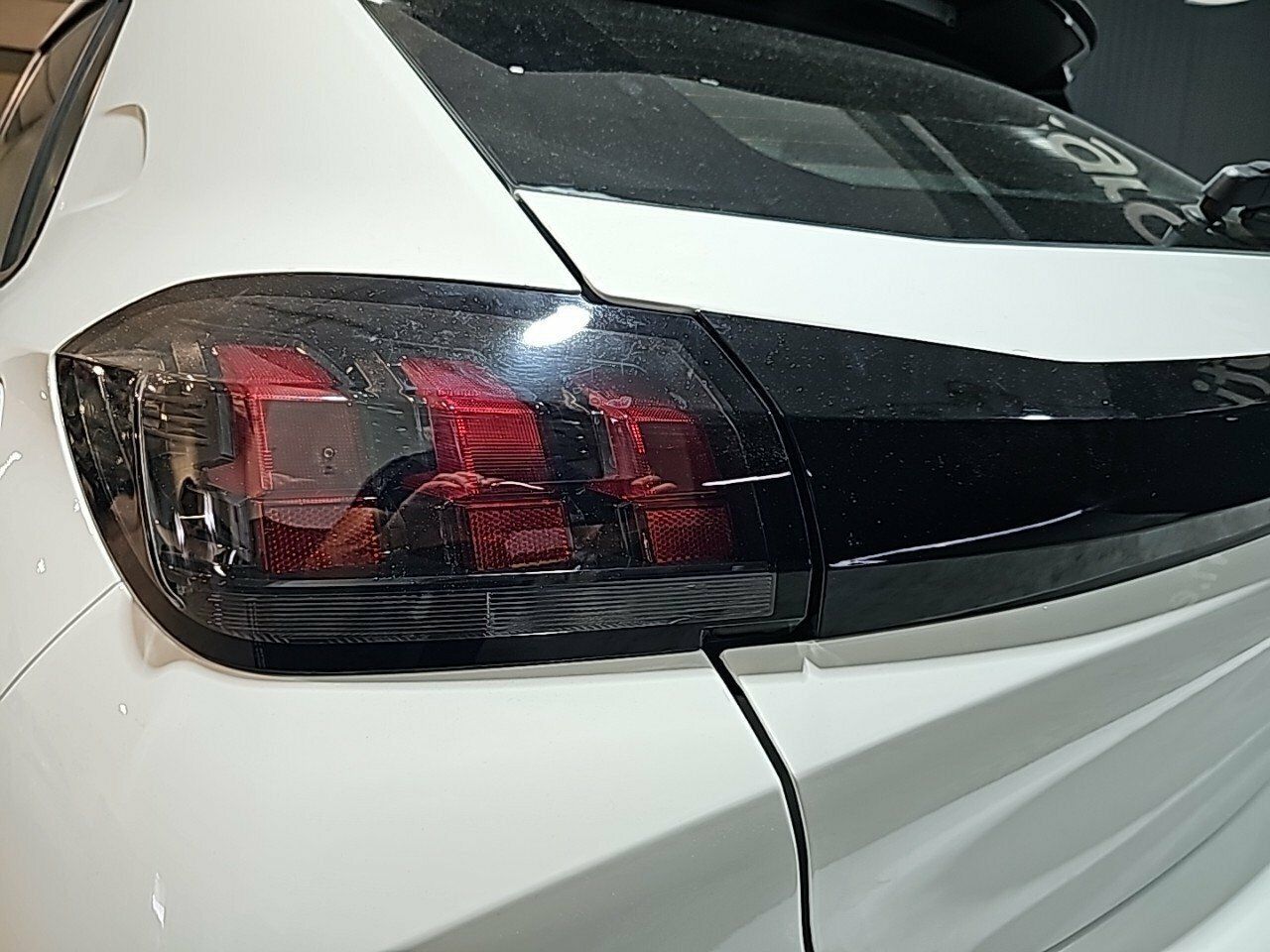 Peugeot 208 BlueHDi 73kW (100CV) Active Pack - foto 28