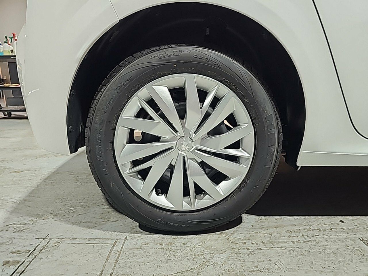 Peugeot 208 BlueHDi 73kW (100CV) Active Pack - foto 29