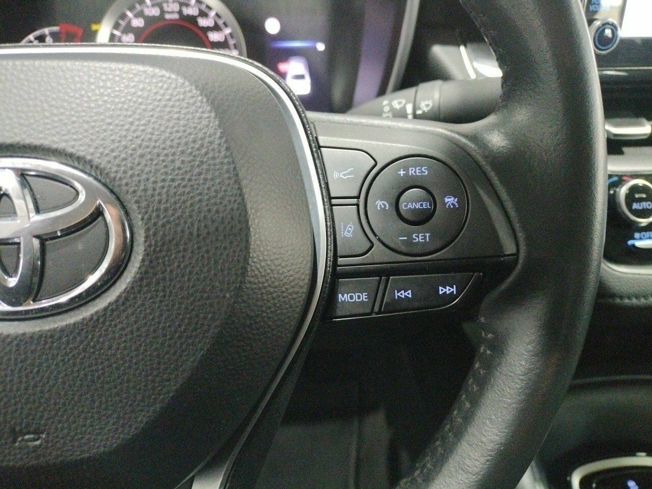 Toyota Corolla Sedán  125H Active Tech - foto 8