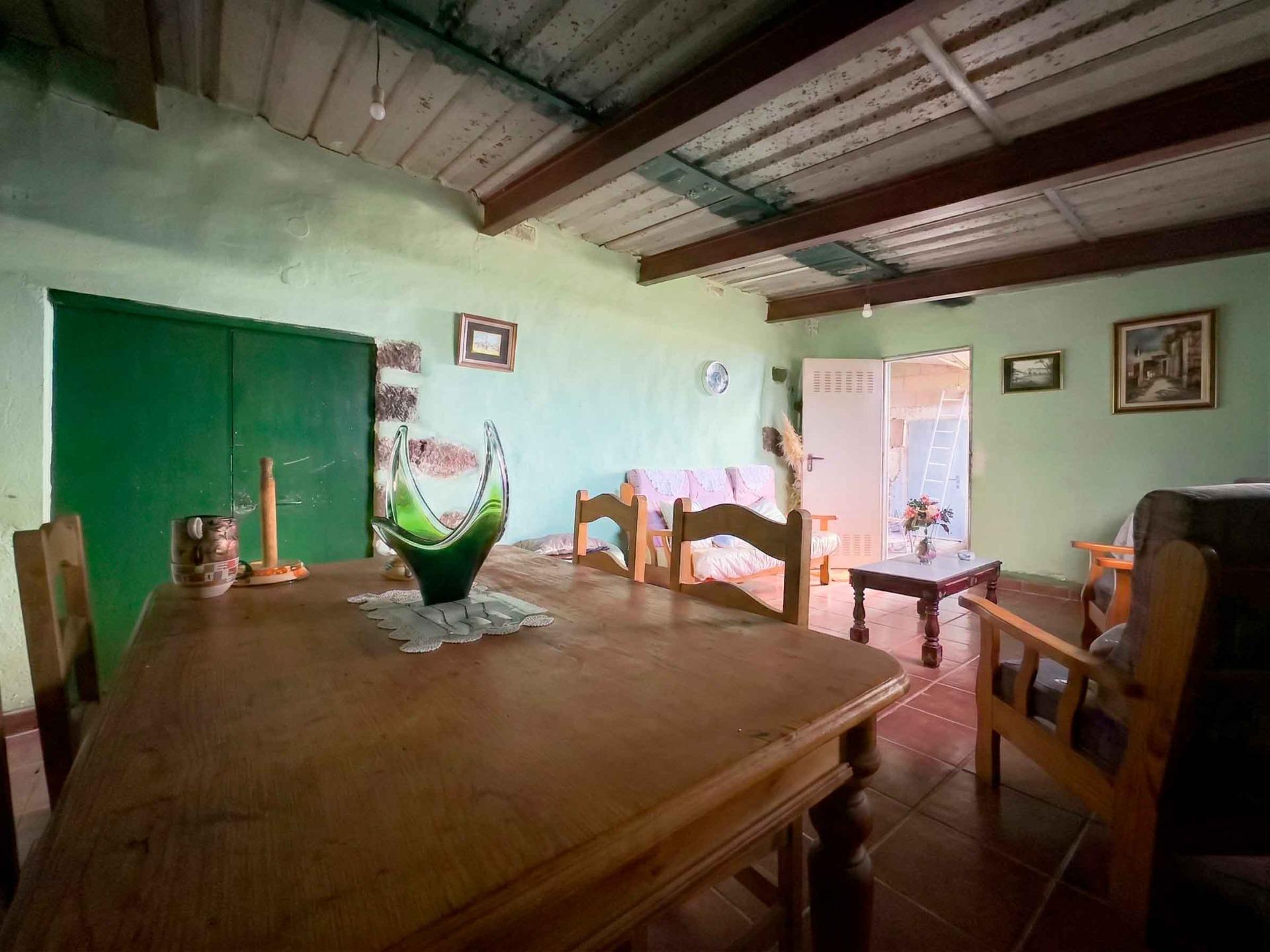 Casa con gran terreno urbano en venta en Frontera, El Hierro - foto 4