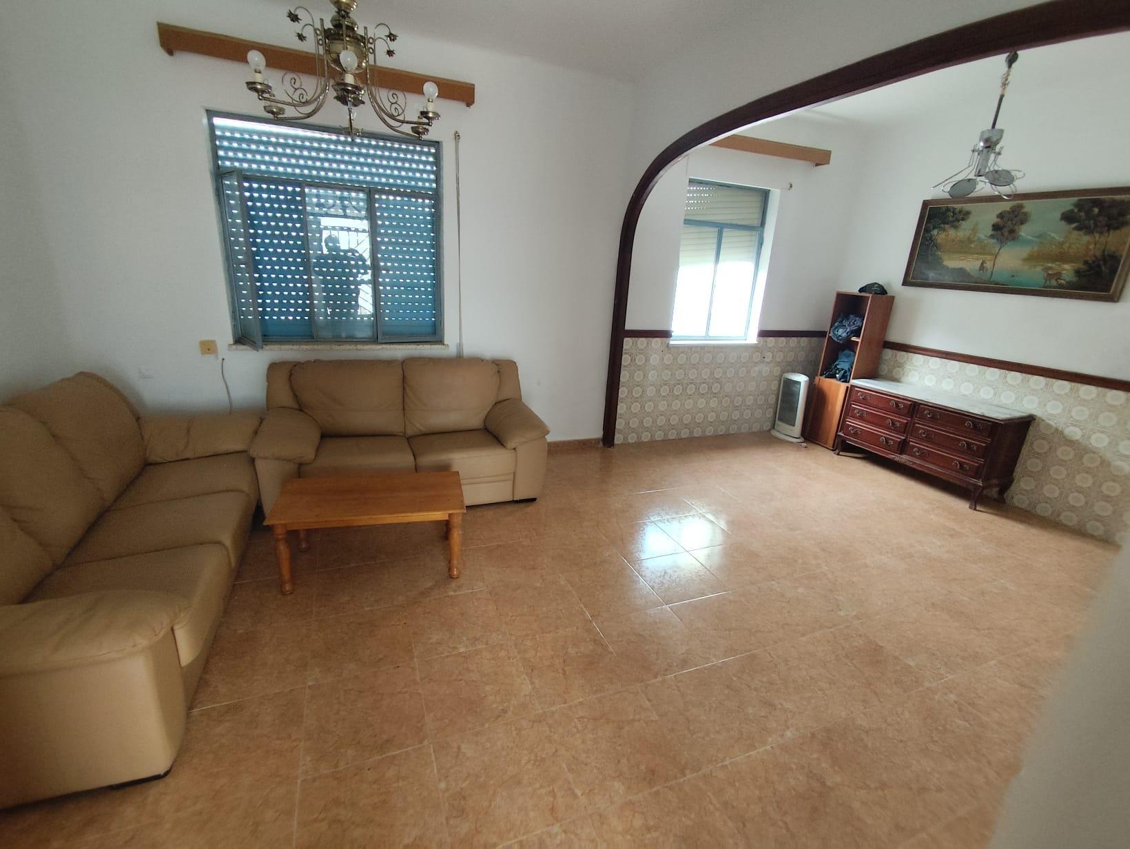 Casa con 3 dormitorios y patio en Los Almagros – Ideal para  - foto 16