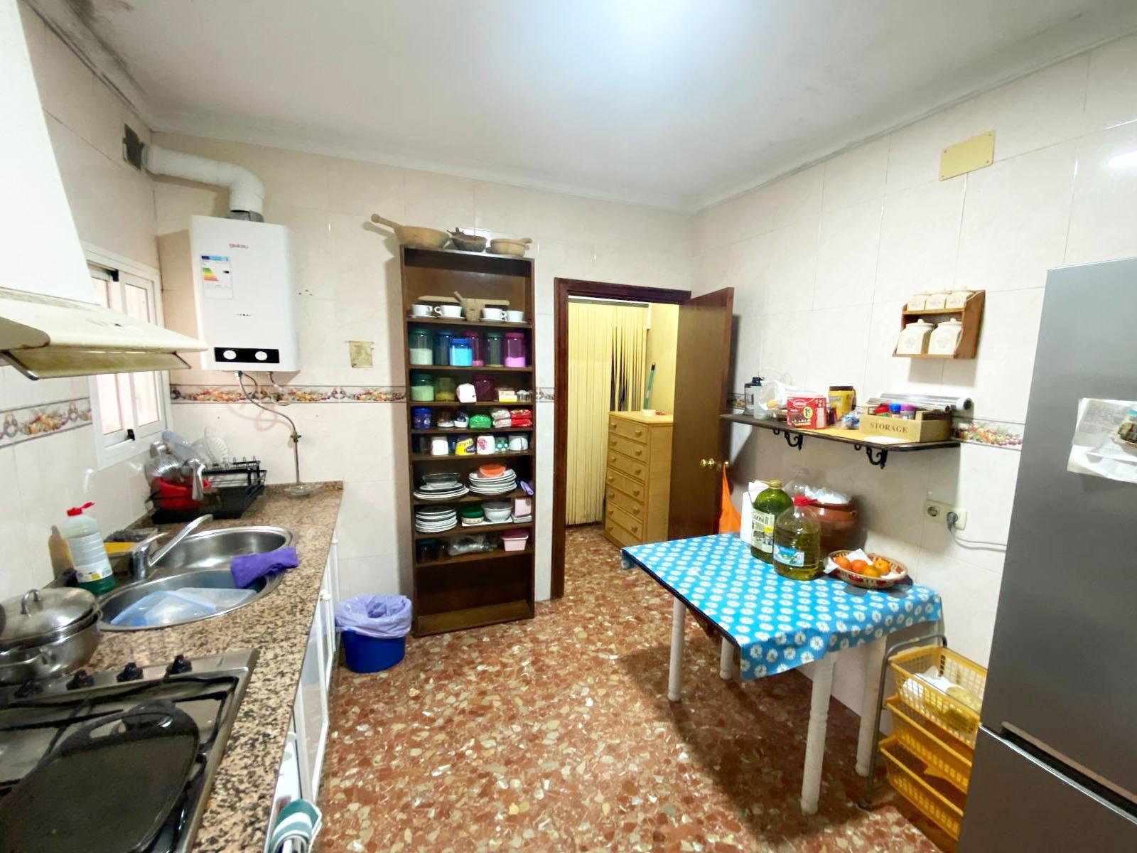 Vivienda luminosa con patio y amplias azoteas con vistas al  - foto 10