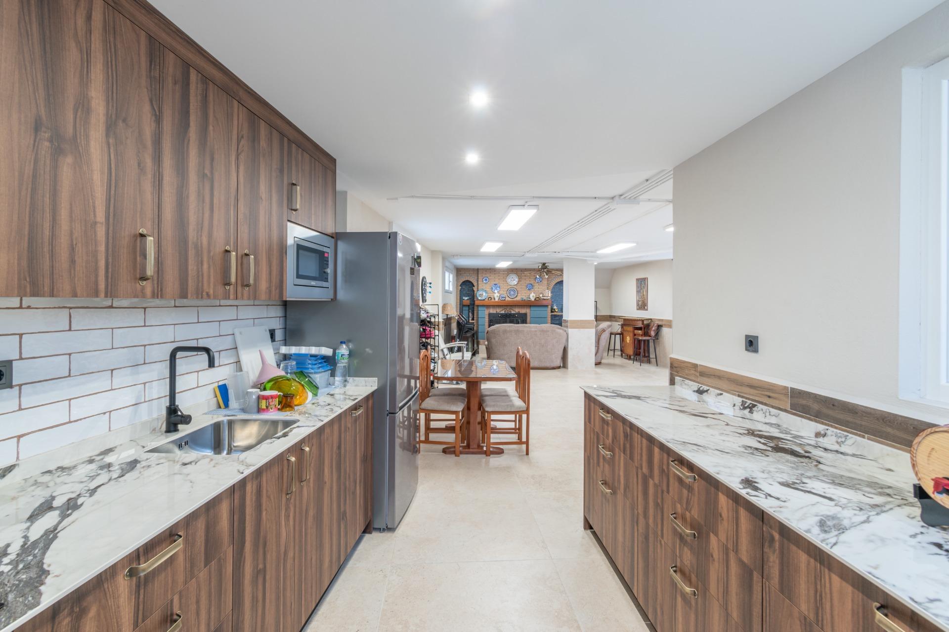 ESPECTACULAR CASA EN VENTA EN PELIGROS - foto 34