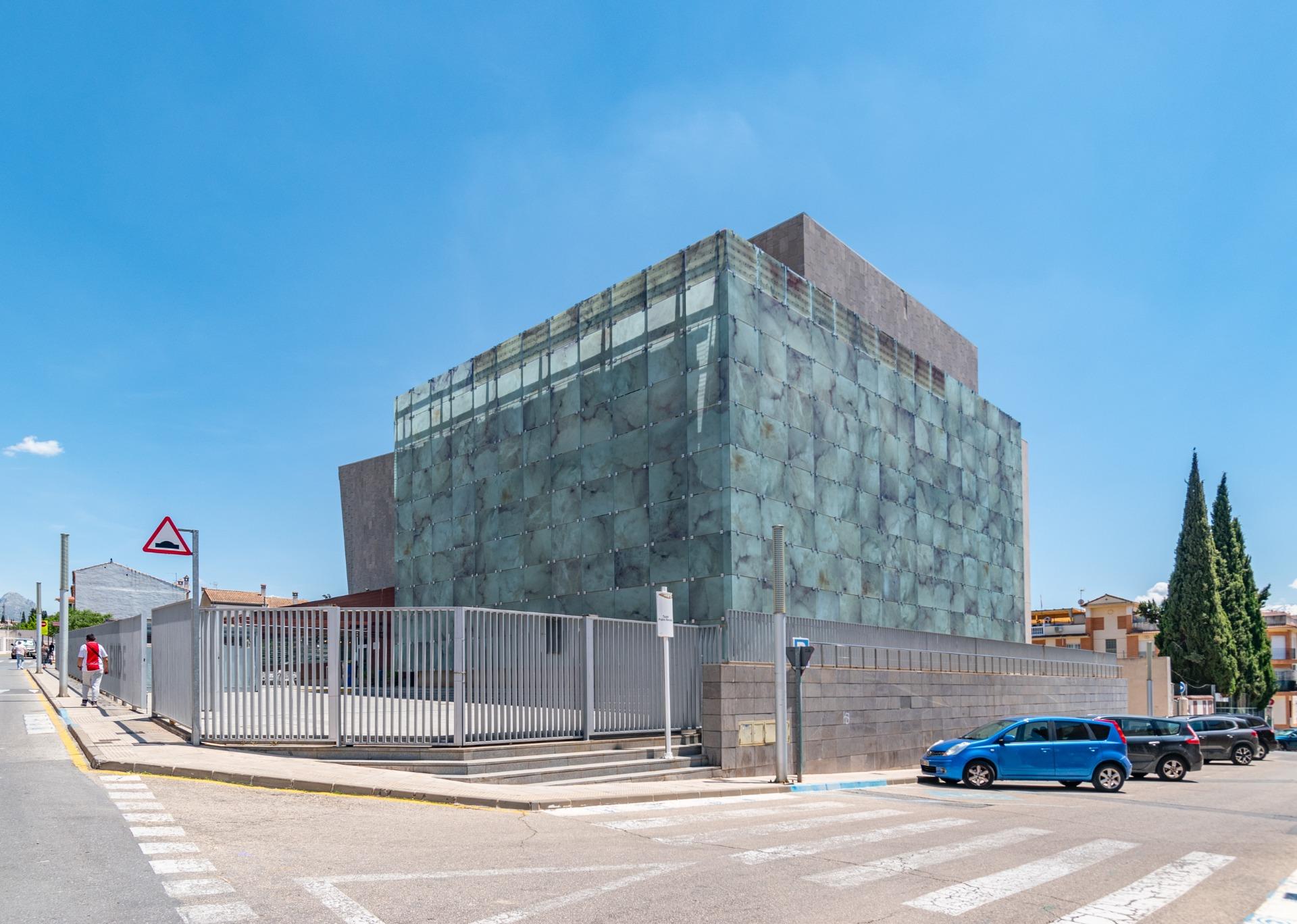 ESPECTACULAR CASA EN VENTA EN PELIGROS - foto 2