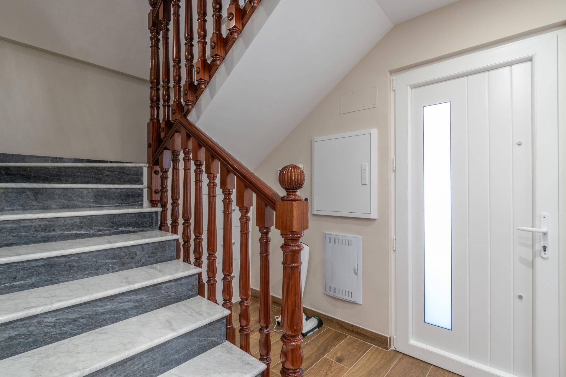 ESPECTACULAR CASA EN VENTA EN PELIGROS - foto 5