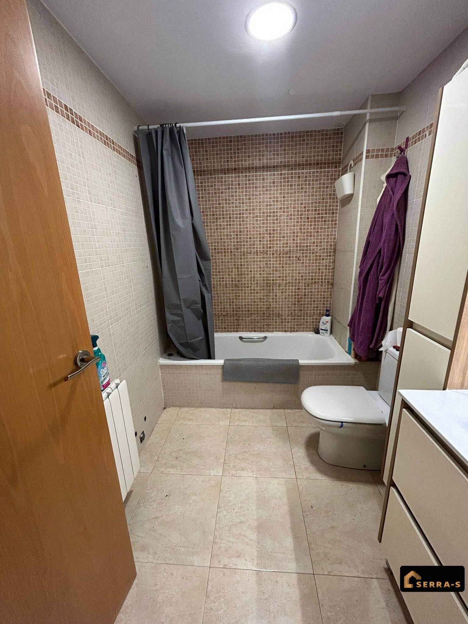 AMPLIO DÚPLEX INVERTIDO CON MUCHA LUZ Y ESPACIO EN TORDERA! - foto 7