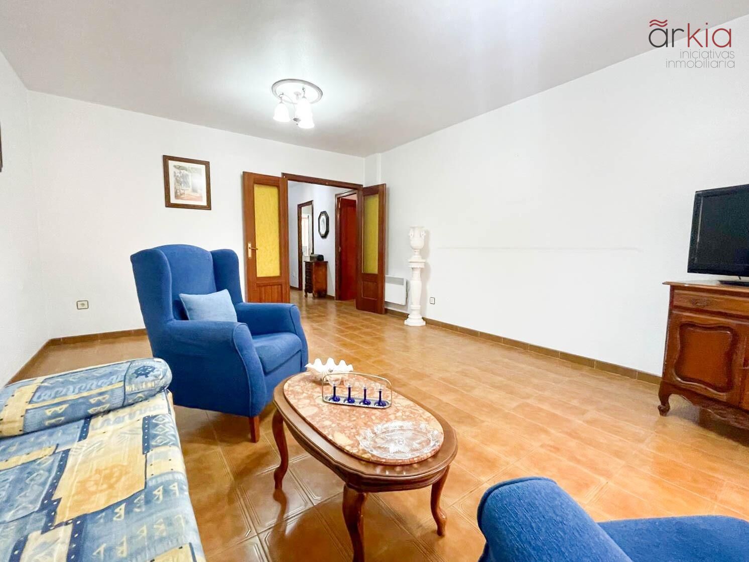 PISO DE 140 M. EN MARIN MENU - foto 2