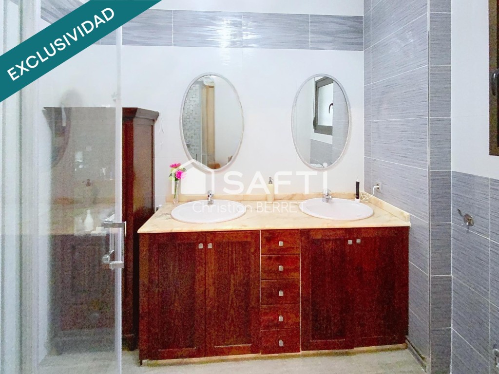 Propiedad única con dos viviendas y jardín. - foto 28