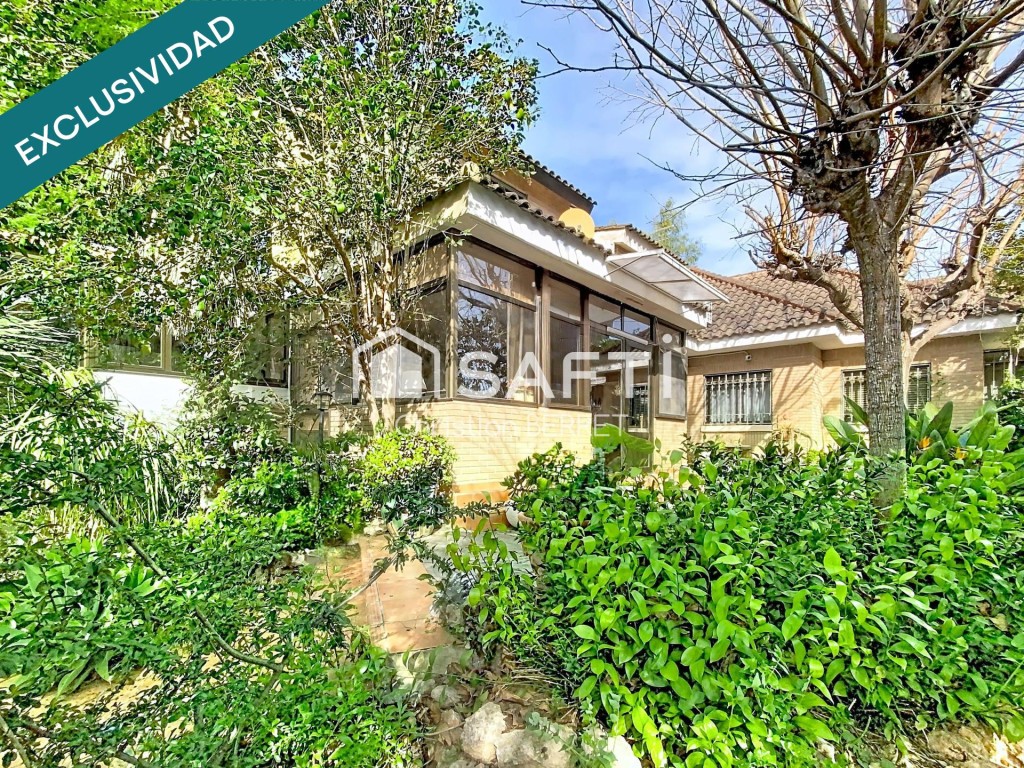 Propiedad única con dos viviendas y jardín. - foto 72