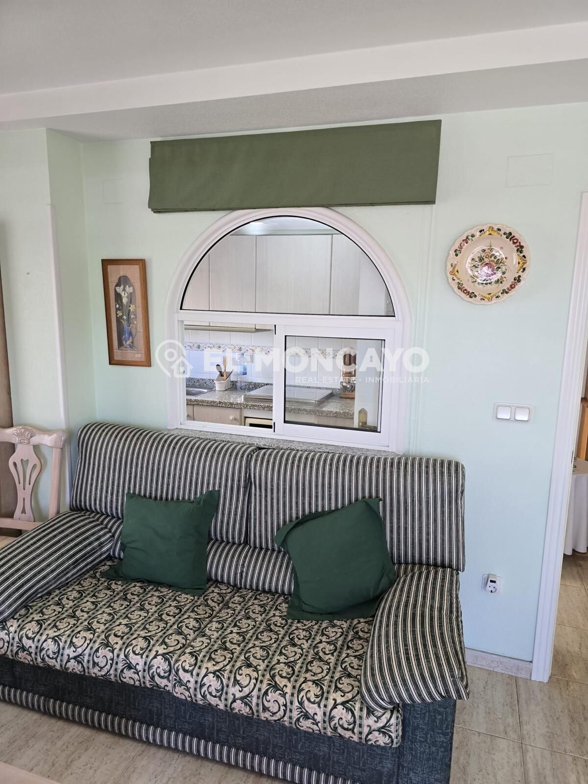 Maravilloso apartamento con vistas despejadas cerca de las p - foto 8