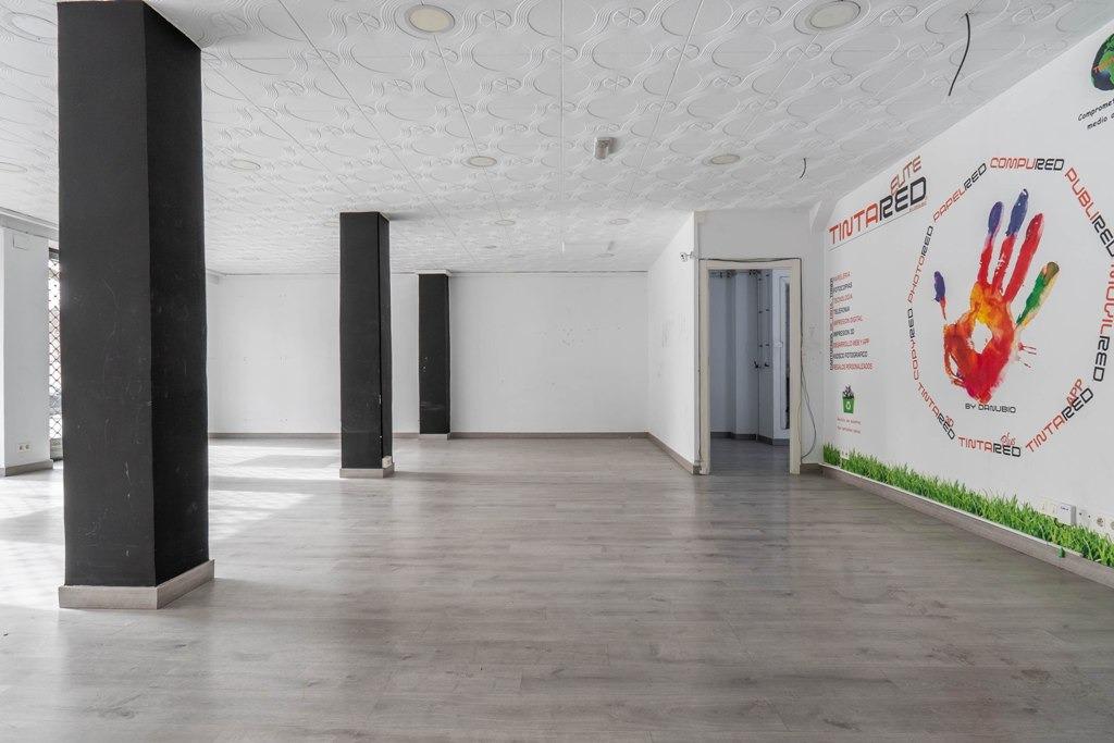 Venta de magnífico local en Avenida Doctor Olóriz - foto 12