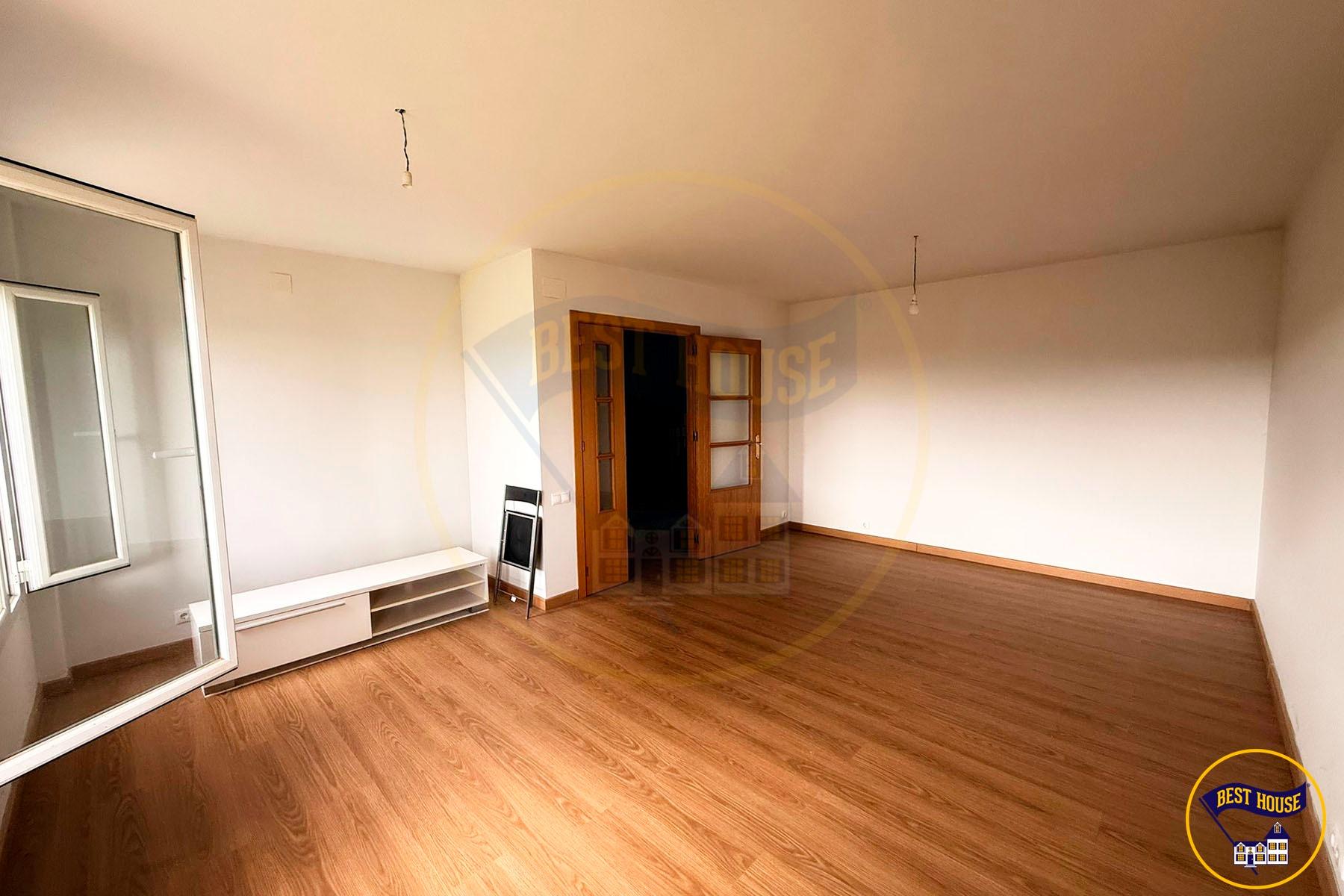 ADOSADO EN VENTA EN NOHALES - foto 4