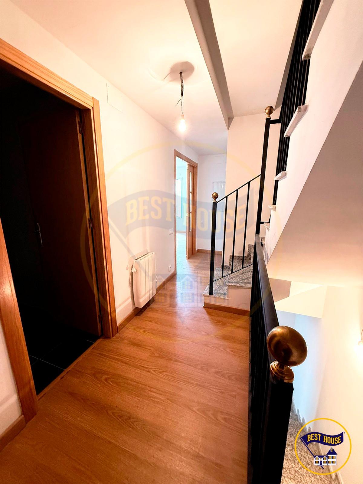 ADOSADO EN VENTA EN NOHALES - foto 15