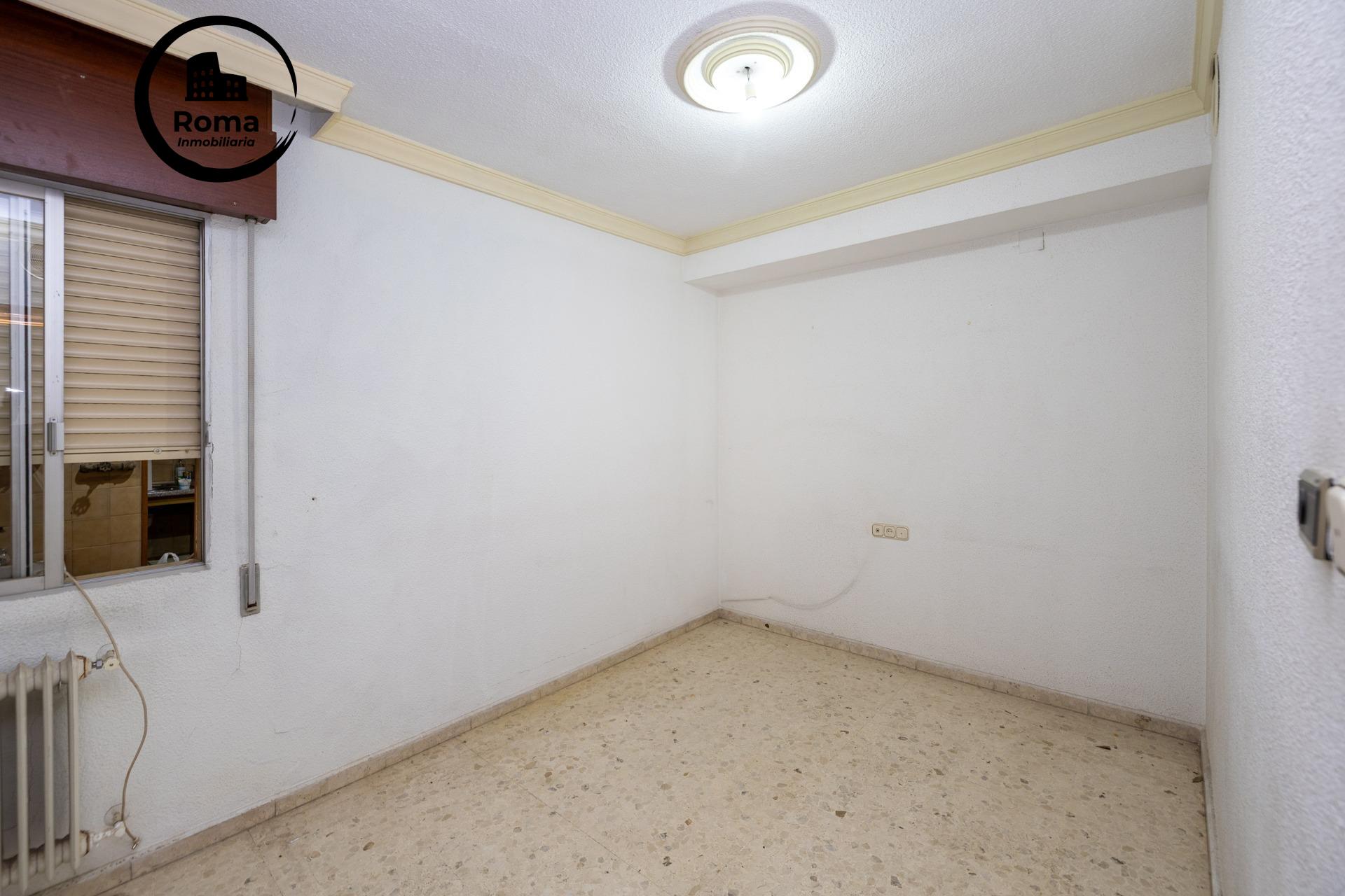 TU NUEVO PISO EN ALHAMAR TE ESTA ESPERANDO - foto 9