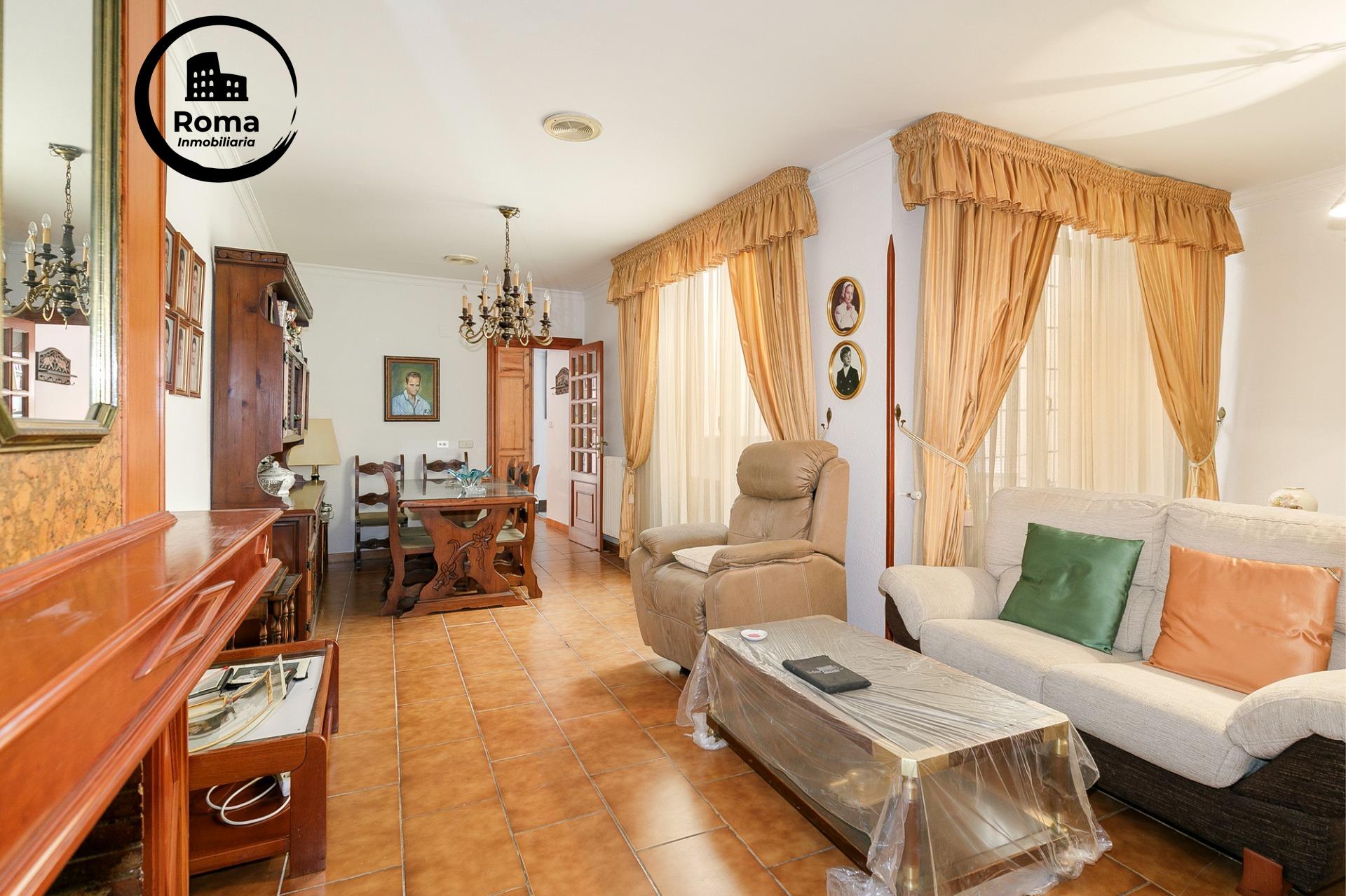 Venta de Edificio en Baza - foto 3