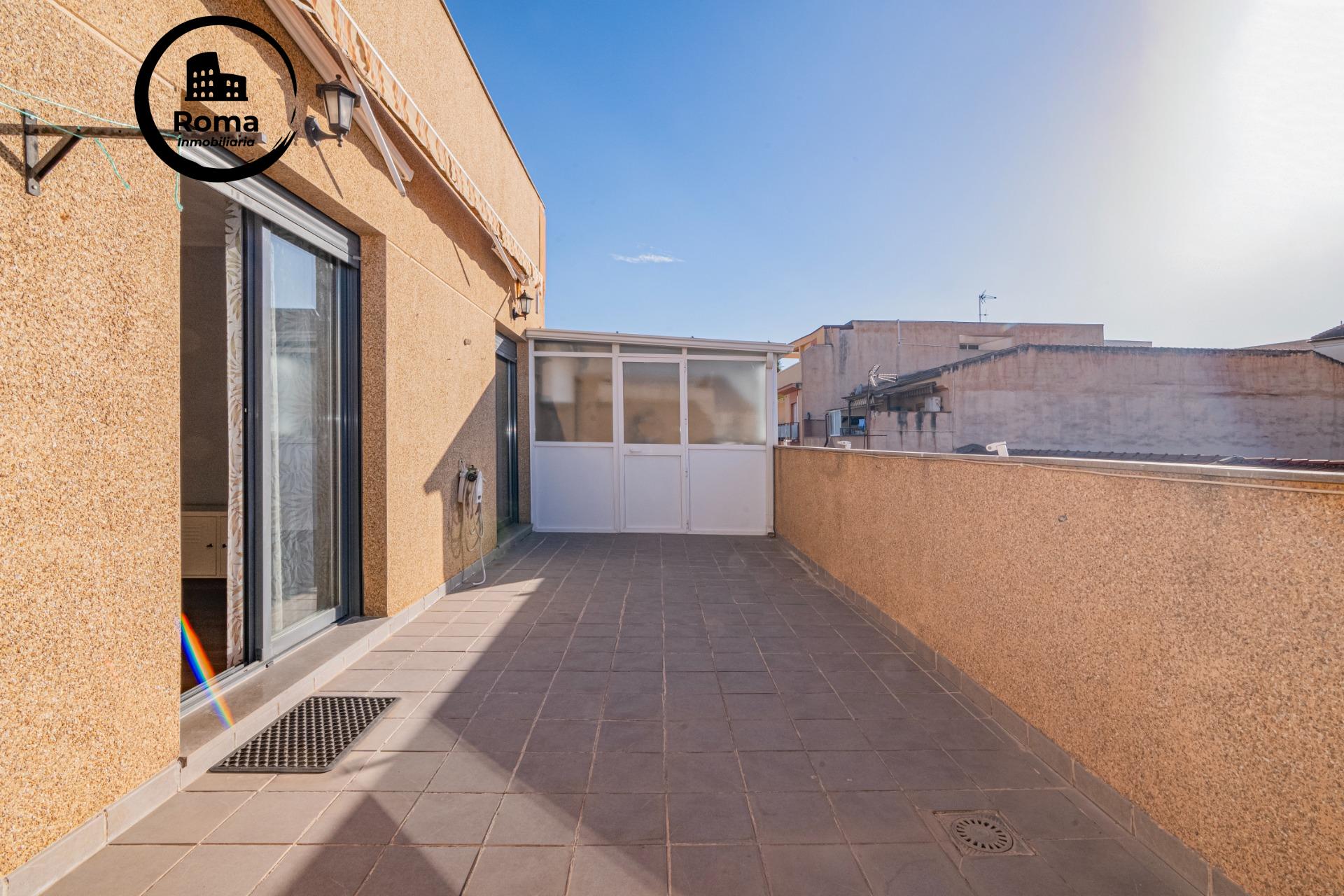 Ático espectacular con amplia terraza, en el centro de Armil - foto 8