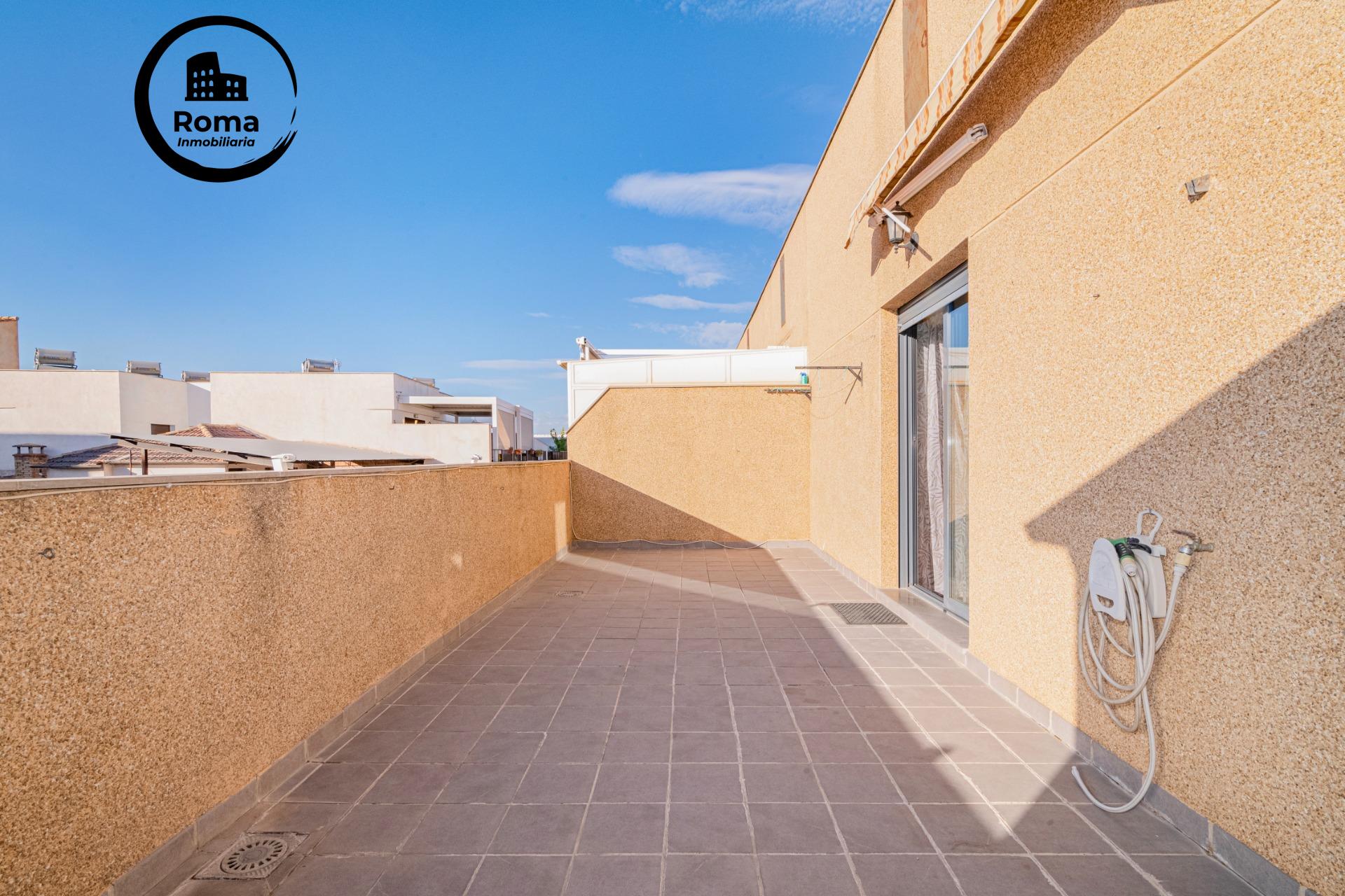 Ático espectacular con amplia terraza, en el centro de Armil - foto 9