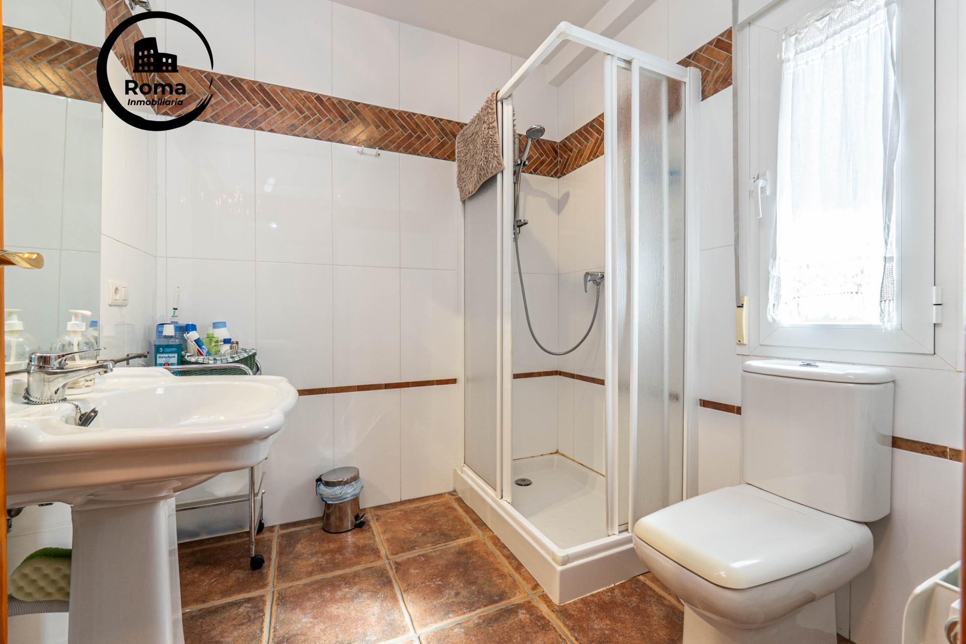 Precioso chalet independiente con piscina en cumbres verdes - foto 18