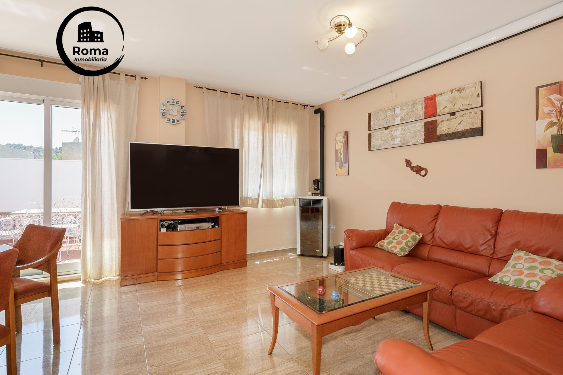 Preciosa casa reformada de 3 dormitorios con patios y terraz - foto 12