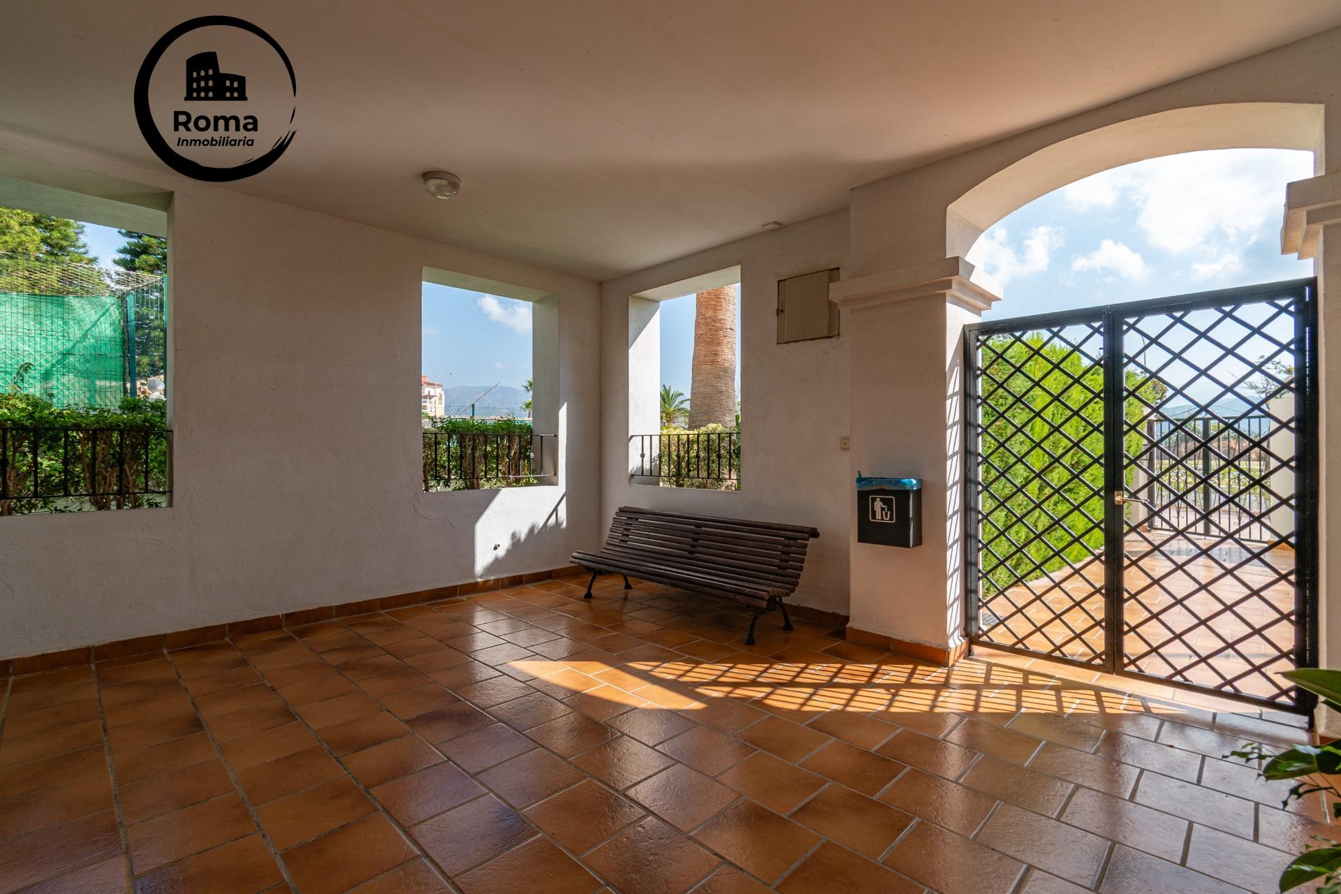 SALOBREÑA-PISO JUNTO A LA PLAYA. TRES DORMITORIOS,DOS BAÑOS  - foto 19