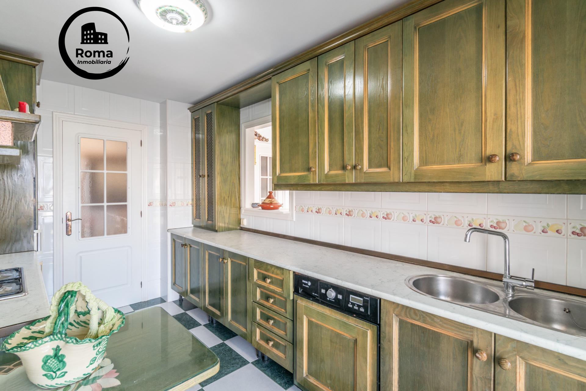 SALOBREÑA-PISO JUNTO A LA PLAYA. TRES DORMITORIOS,DOS BAÑOS  - foto 36