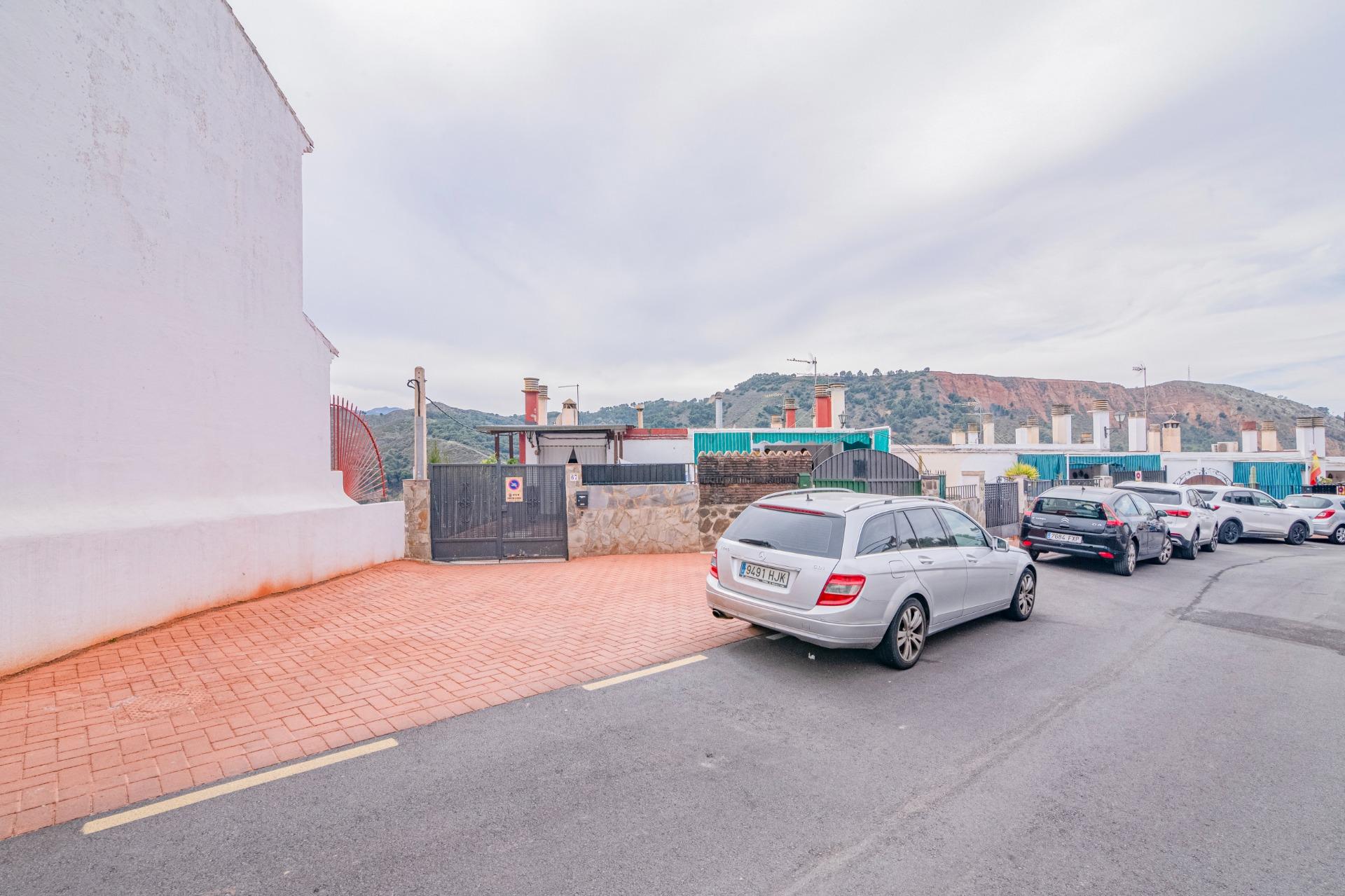 Casa adosada en Cenes de la Vega - Cerro del Oro - foto 2