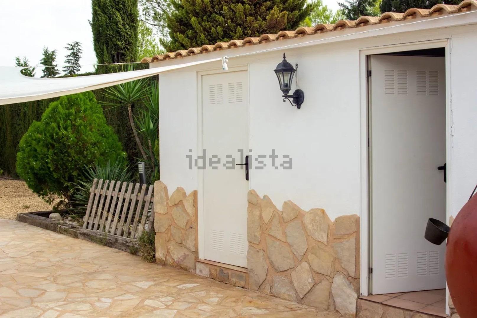 EXCLUSIVA VILLA INDEPENDIENTE CON PARCELA DE 1.340 m2 Y PISC - foto 33