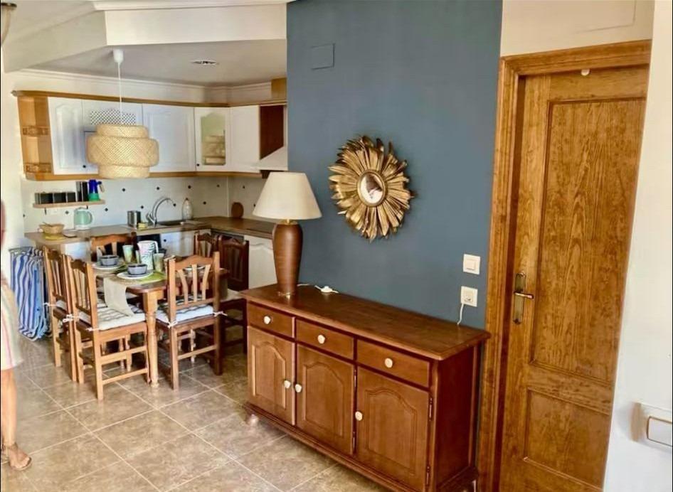 Apartamento con Parking y Piscina | Aguamarina – Orihuela - foto 4