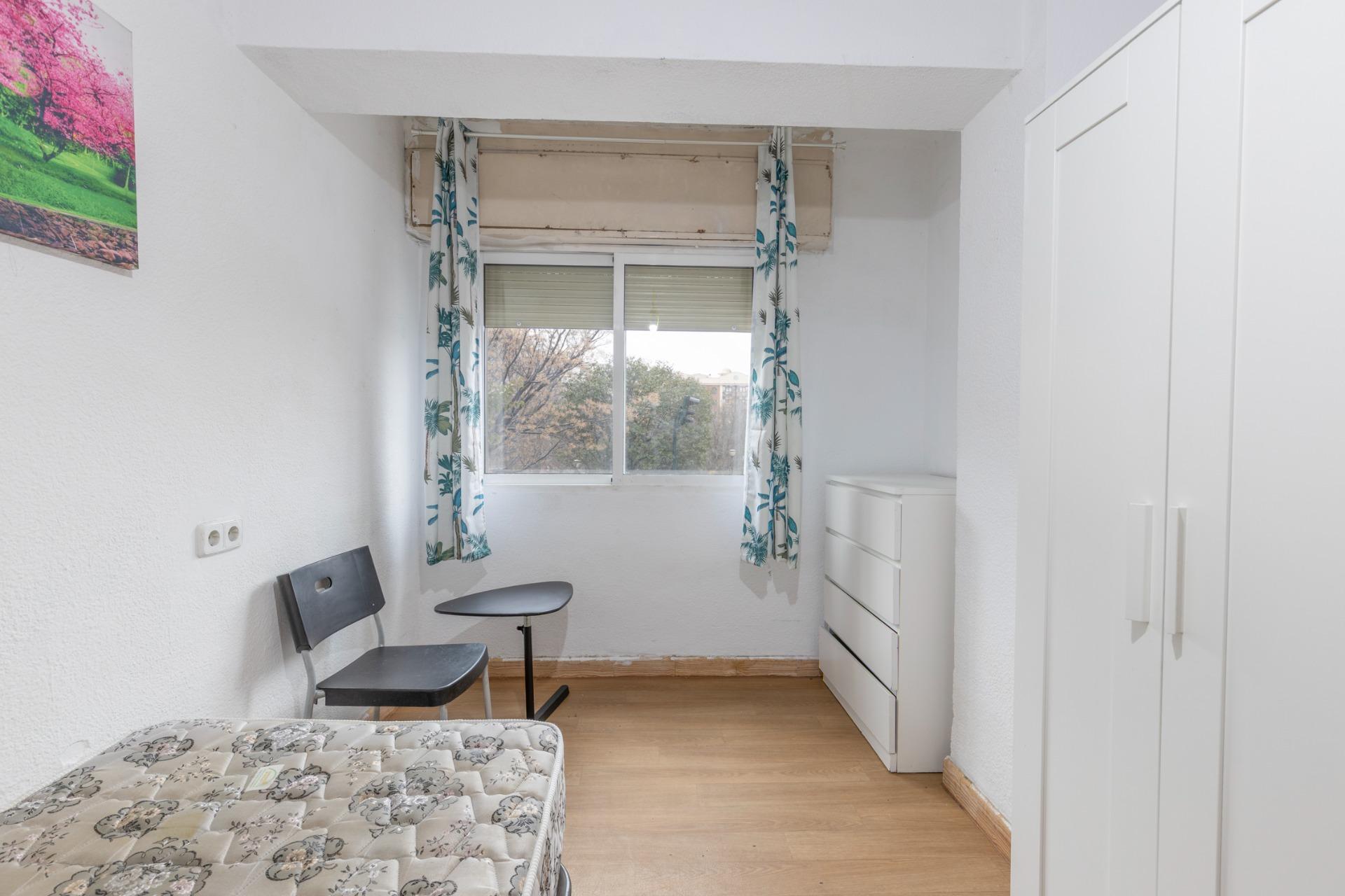 PISO DE 4 DORMITORIOS EN CAMINO DE RONDA - foto 28