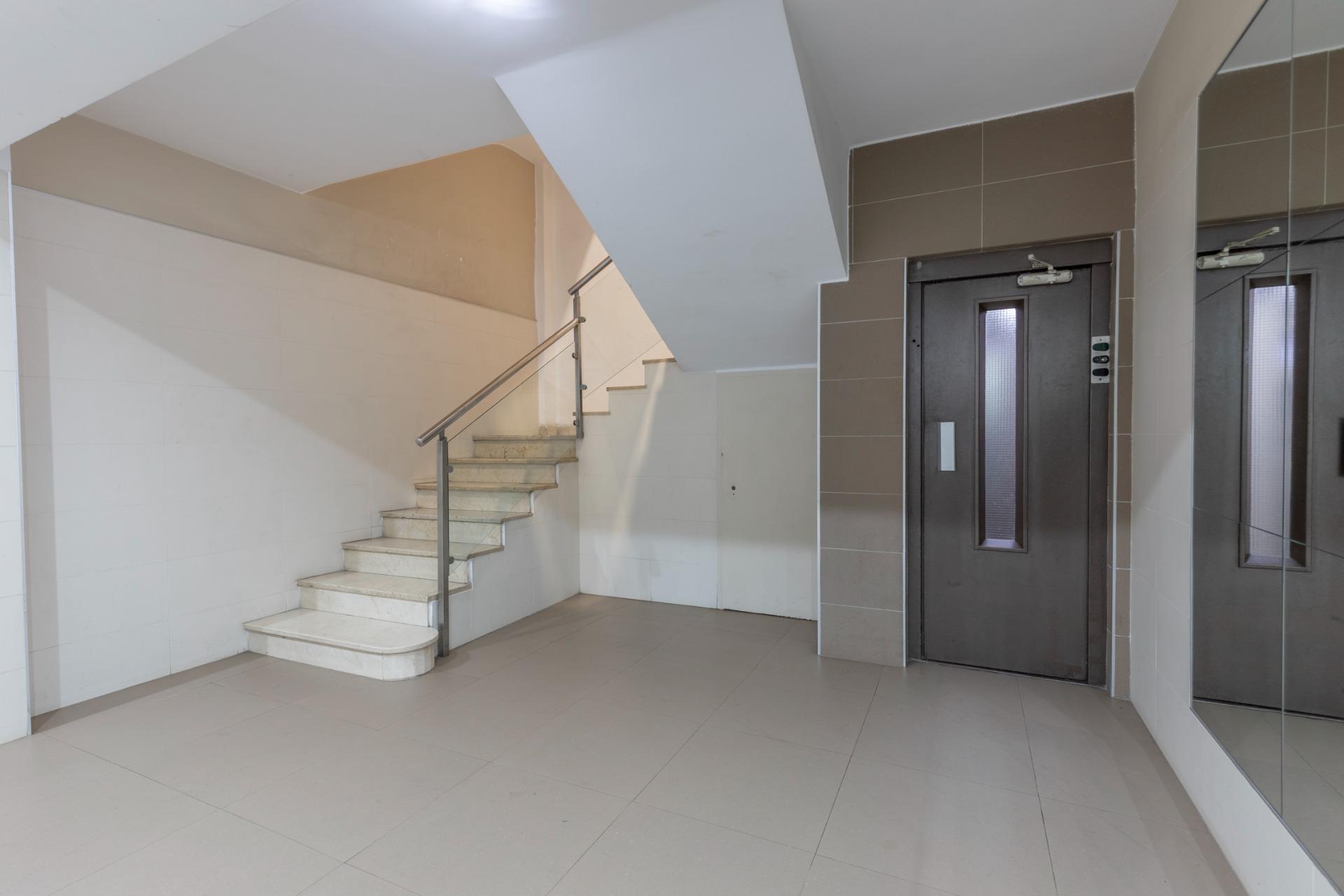 PISO DE 4 DORMITORIOS EN CAMINO DE RONDA - foto 32