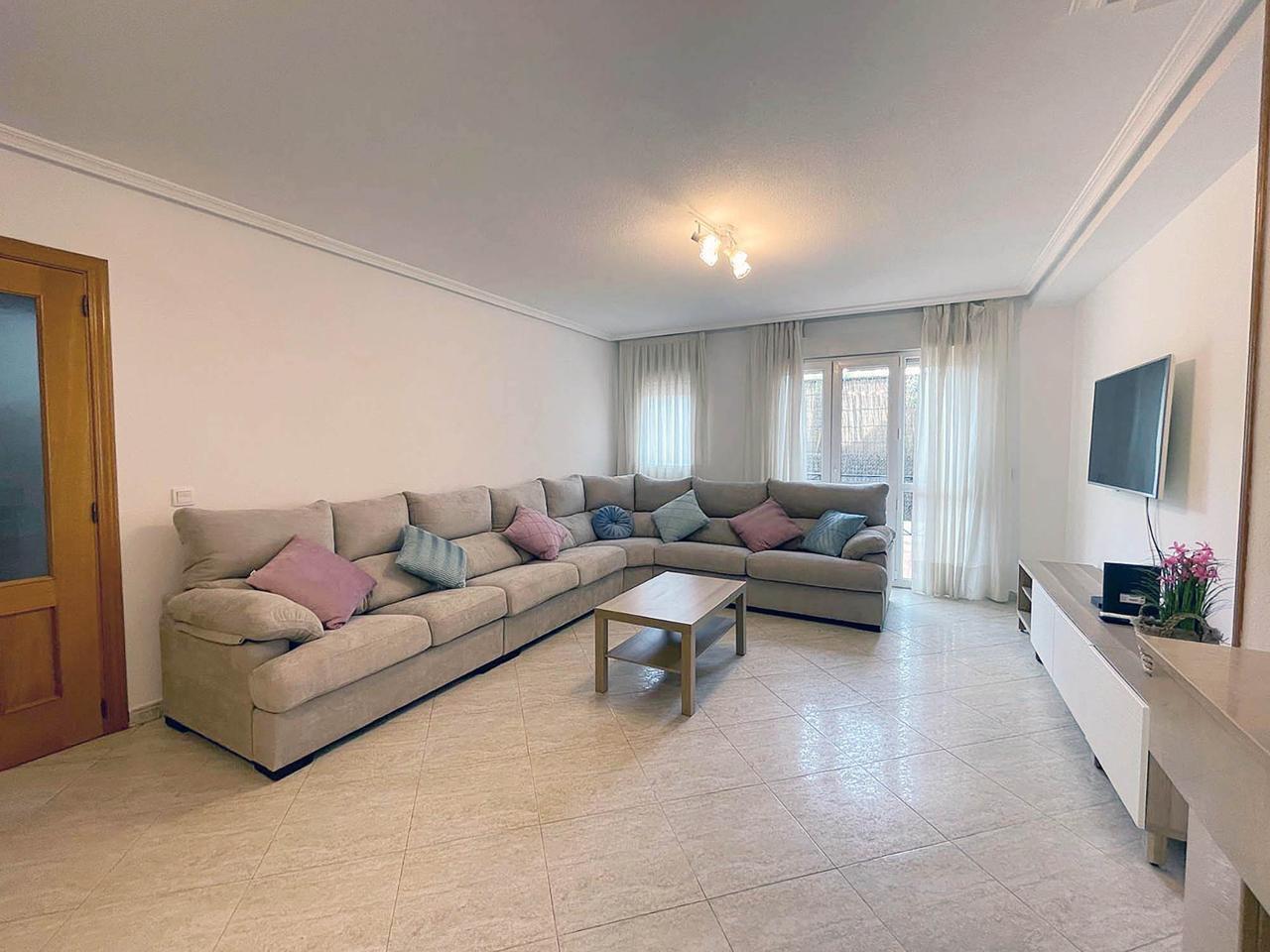 habitaciones EN ALQUILER PARA ESTUDIANTES DE LA UAX EN VILLA - foto 4