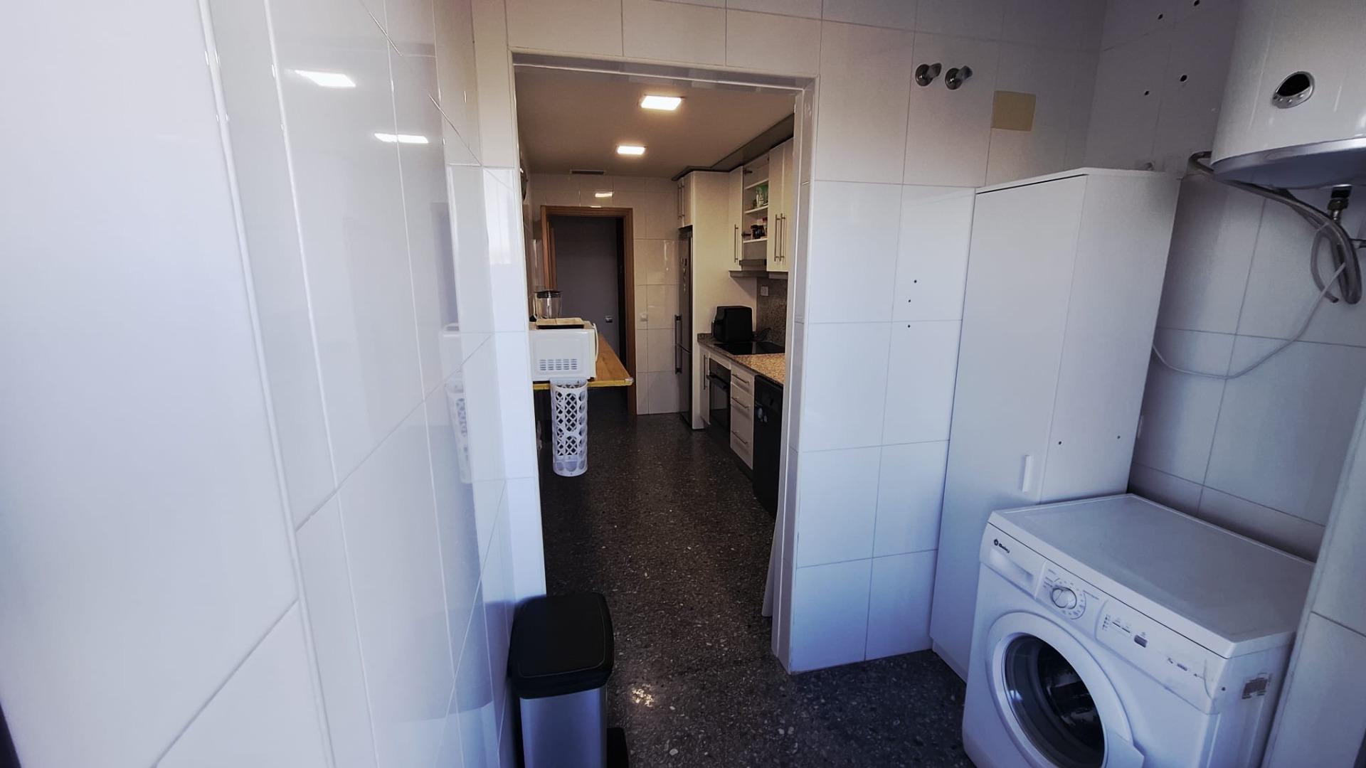 MAGNIFICO  PISO EN ALQUILER EN ZONA UNIVERSIDAD - foto 8