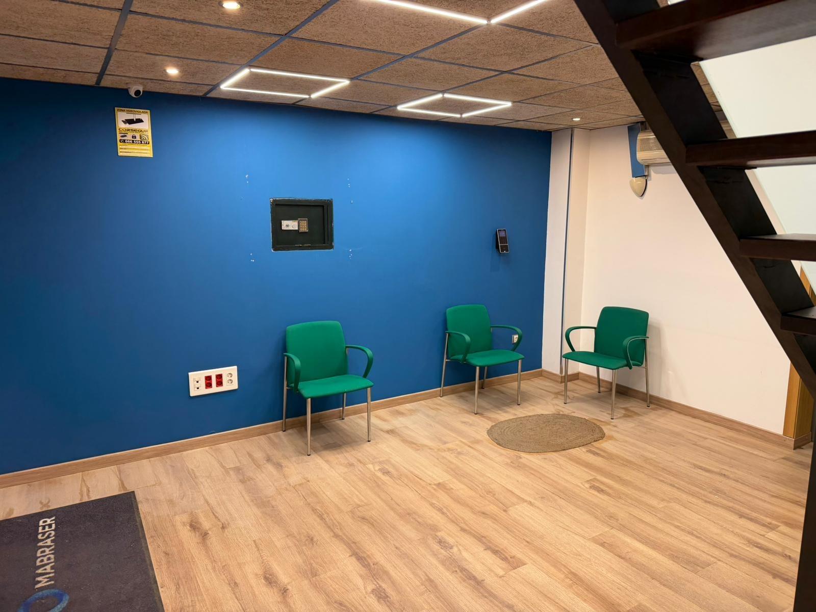 AMPLIA NAVE EN AVDA. AMARGACENA, CORDOBA - OPORTUNIDAD DE IN - foto 4