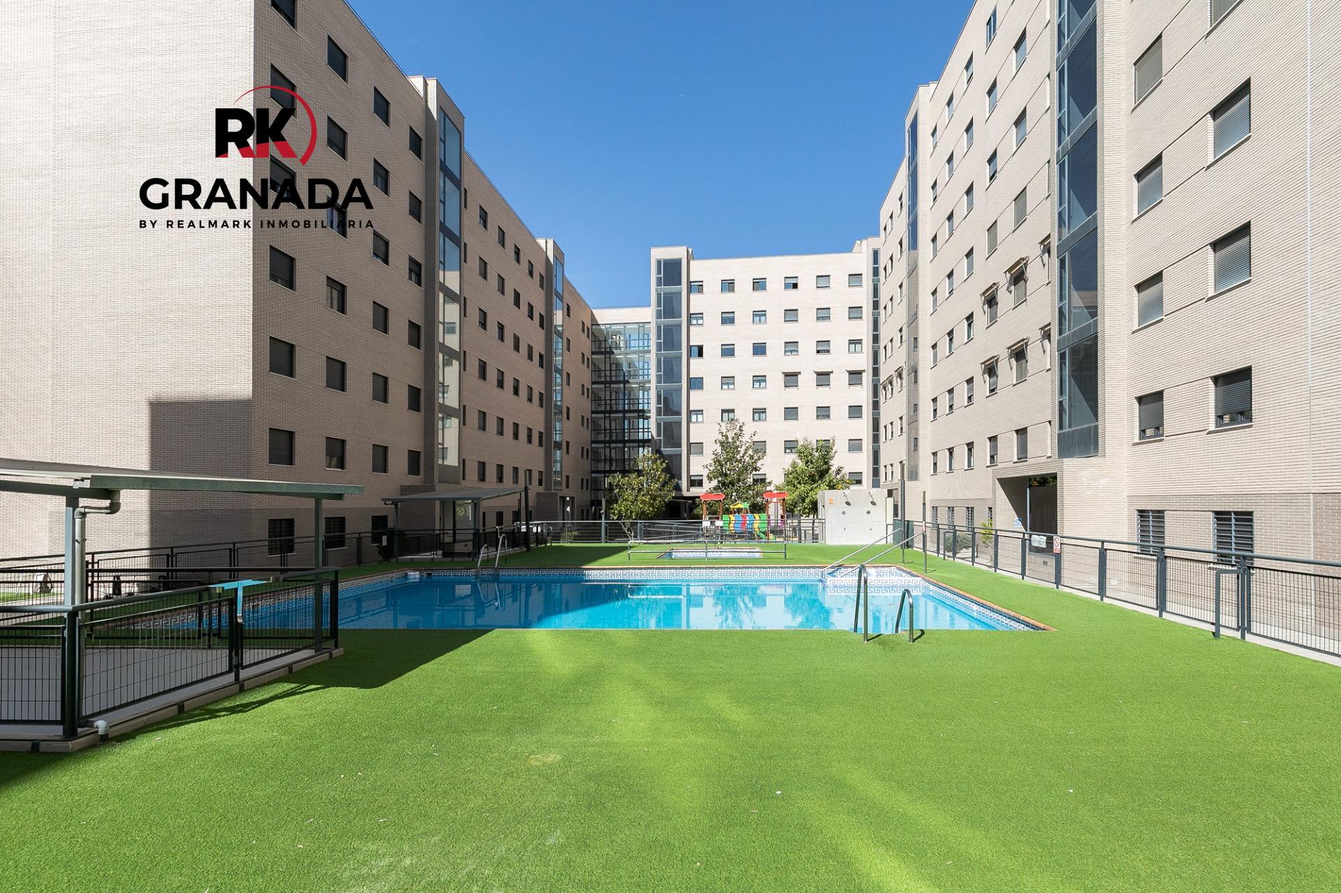 Espectacular piso junto Parque Almunia.