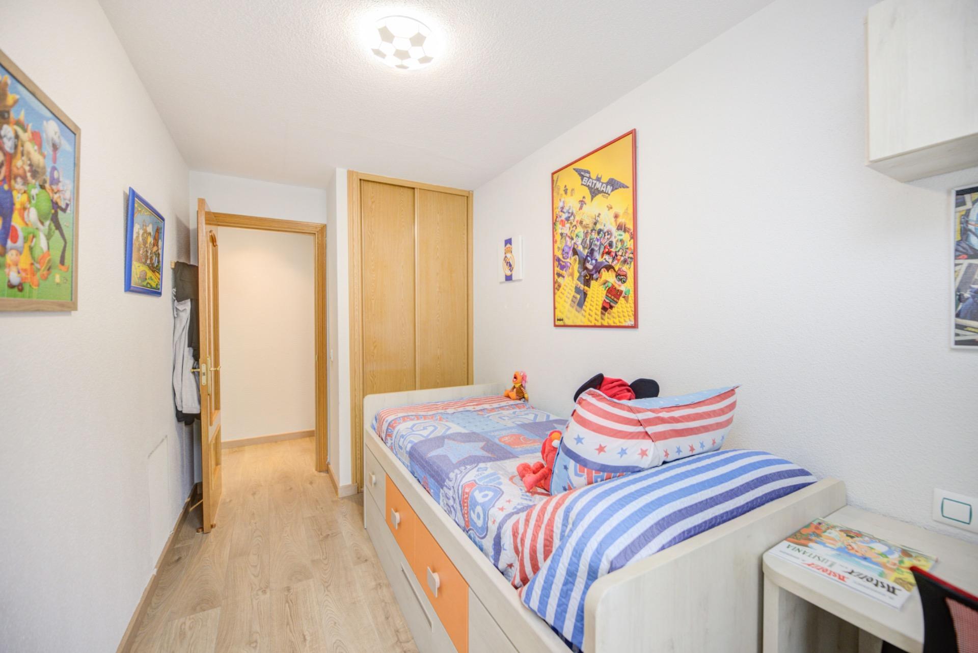 Magnífico piso en Mejorada del Campo, amplio, luminoso y lis - foto 5