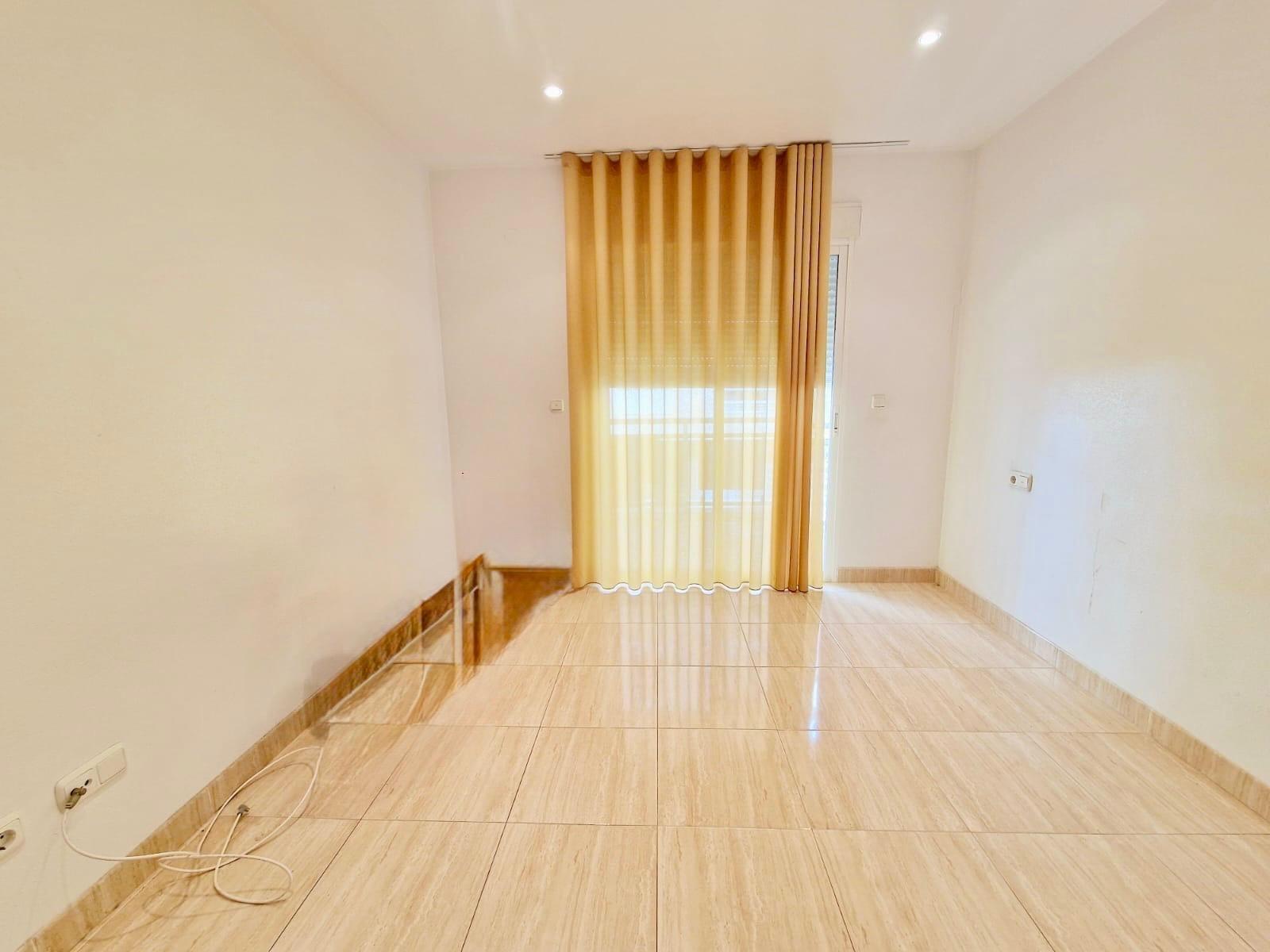 Piso de 3 dormitorios con terraza de 120m2 a 3 minutos a pie - foto 38