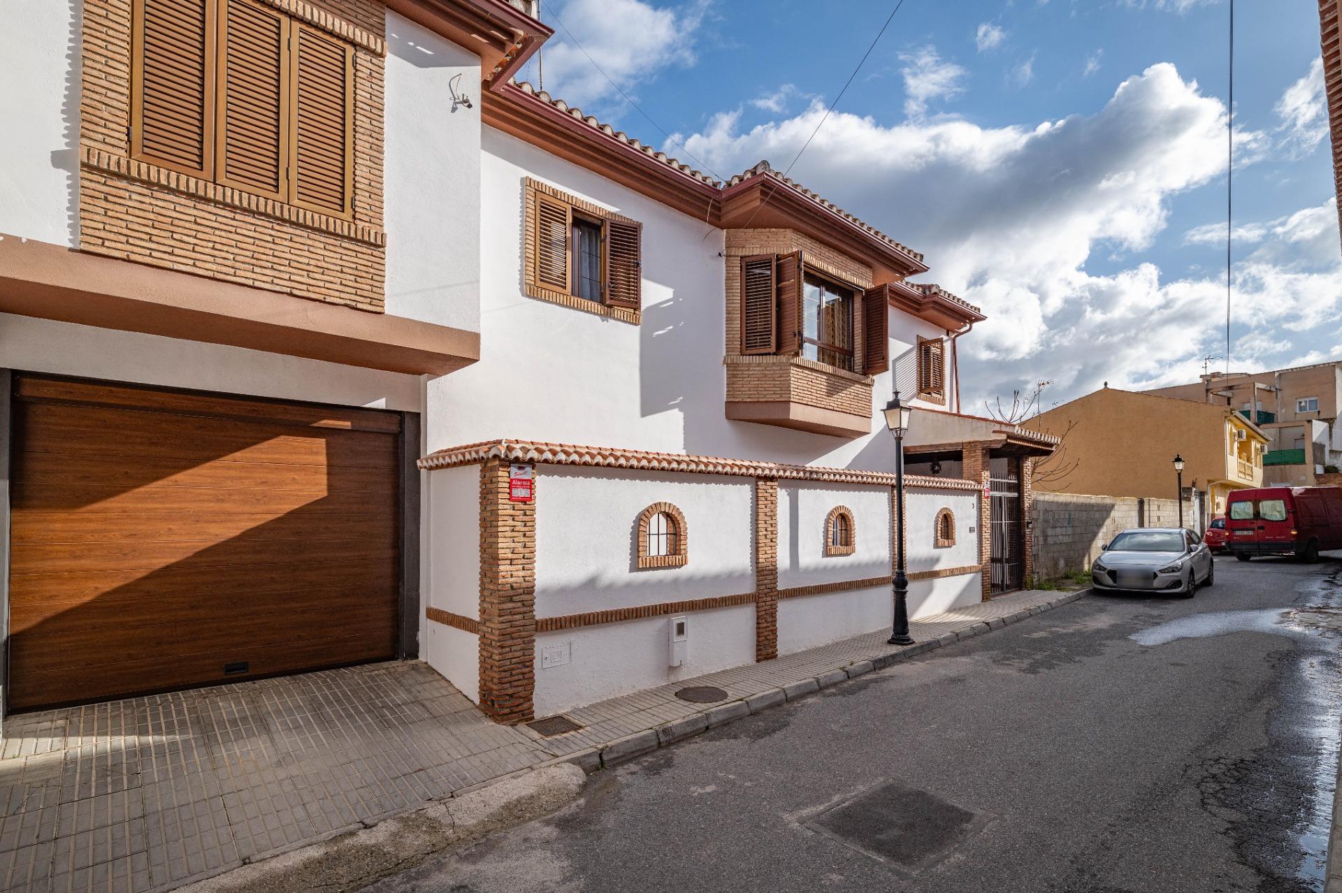 BONITA CASA EN LAS GABIAS